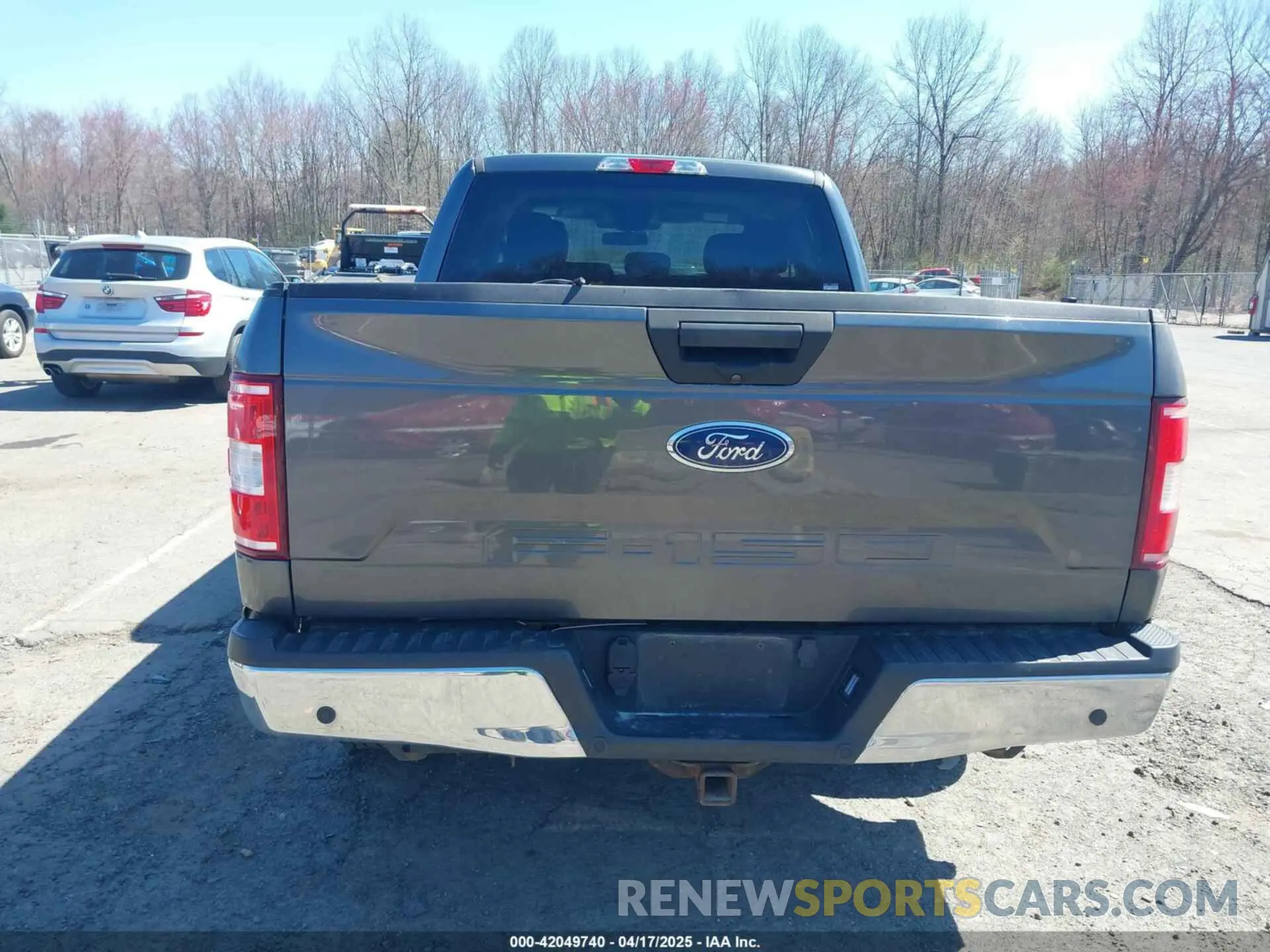 16 Photograph of a damaged car 1FTEX1C58LFA95455 FORD F-150 2020