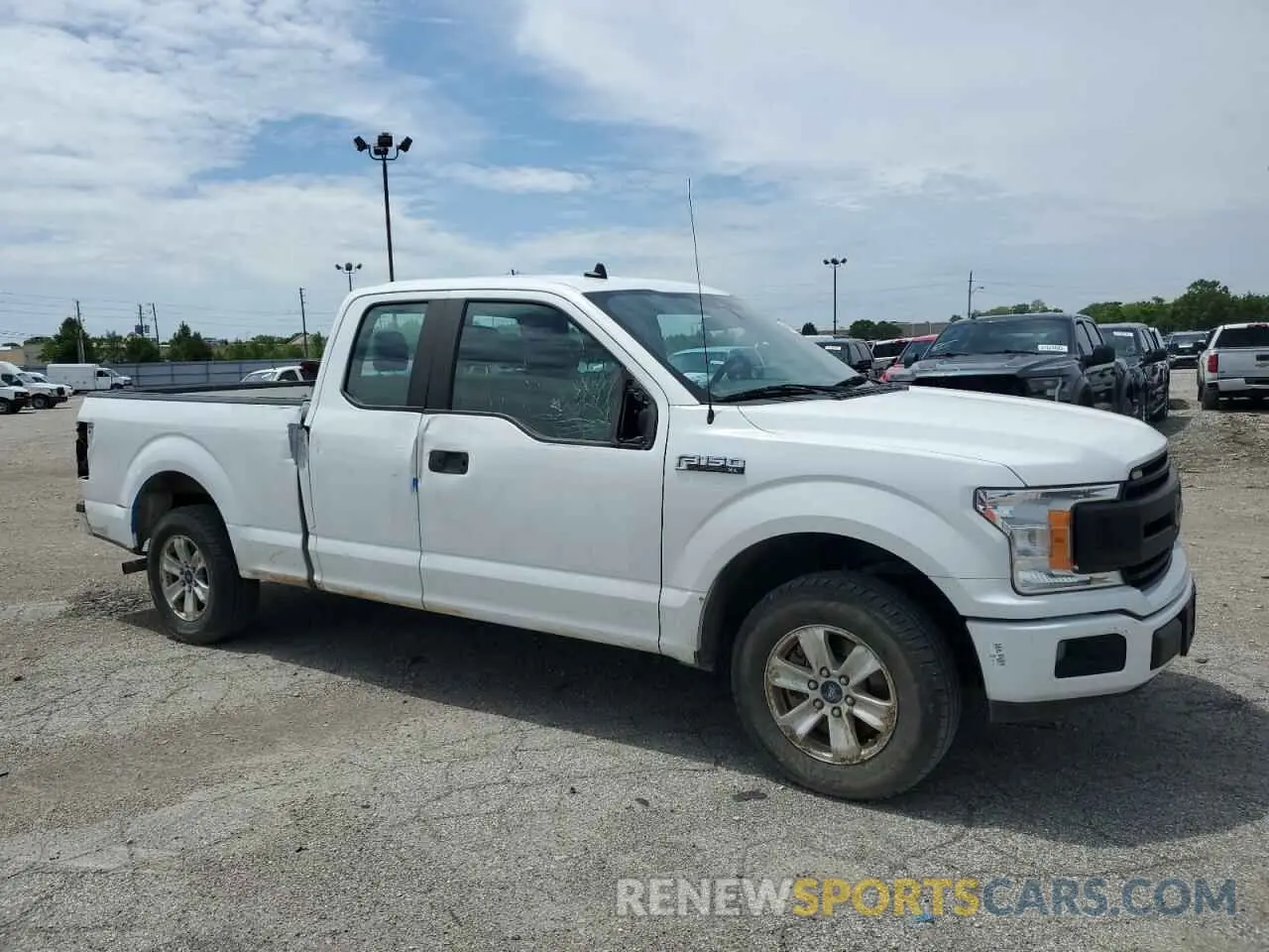 4 Photograph of a damaged car 1FTEX1CB8LFB69379 FORD F-150 2020