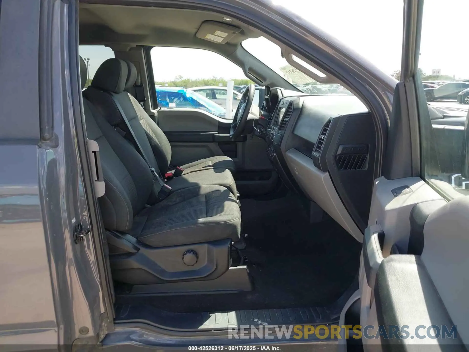 5 Photograph of a damaged car 1FTEX1CP4LFA18034 FORD F-150 2020
