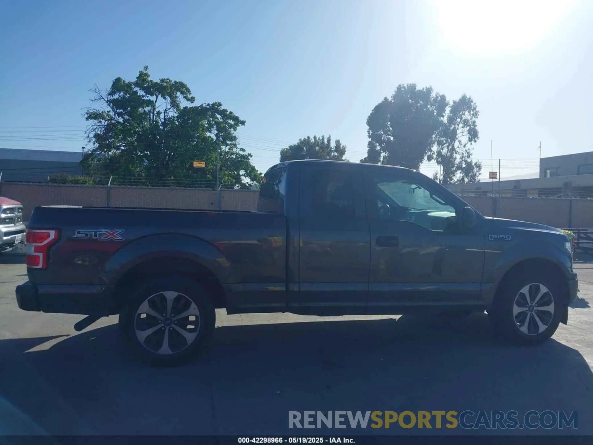 13 Photograph of a damaged car 1FTEX1CP6LKE65116 FORD F-150 2020