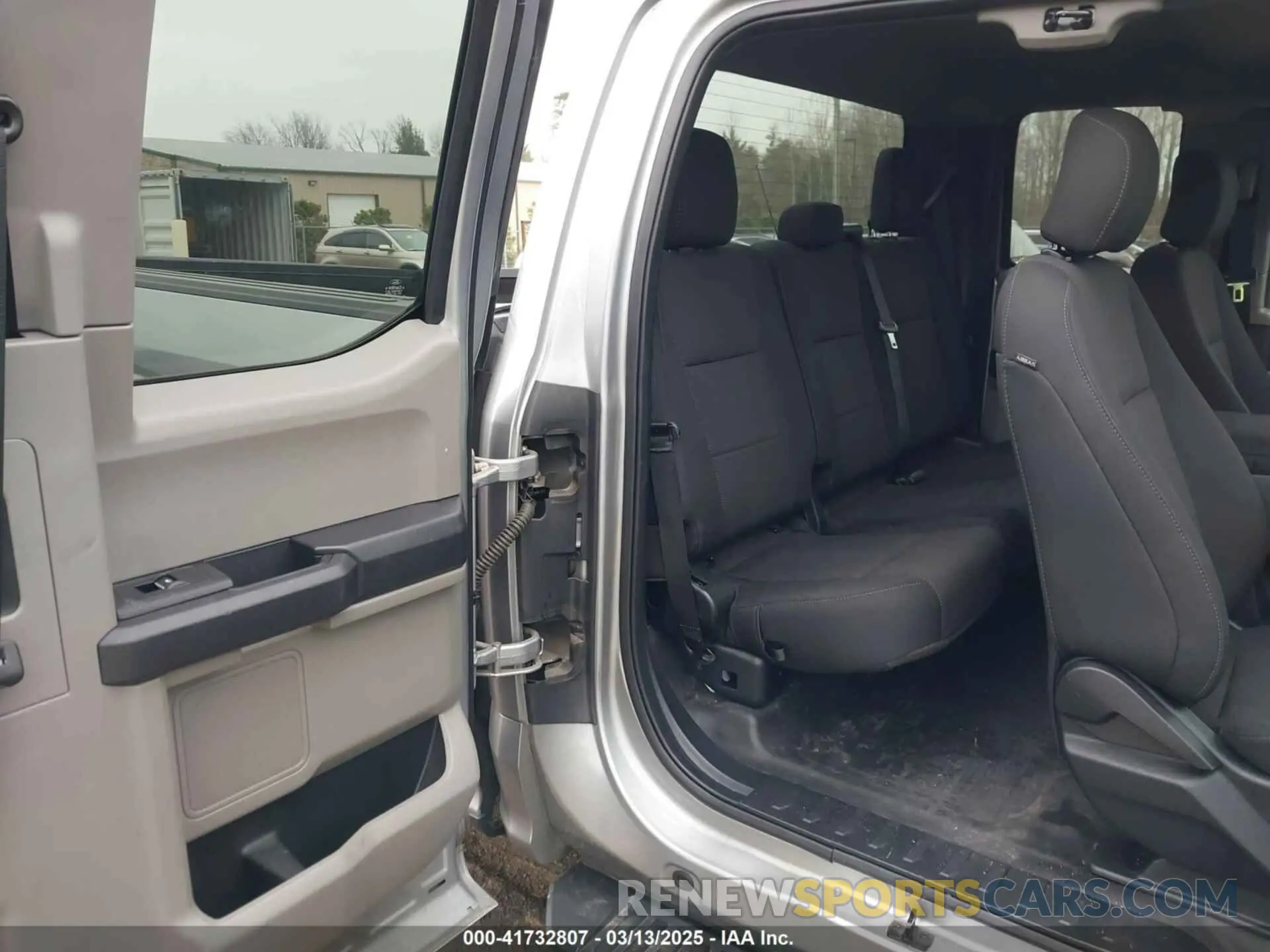 8 Photograph of a damaged car 1FTEX1CP6LKF24052 FORD F-150 2020