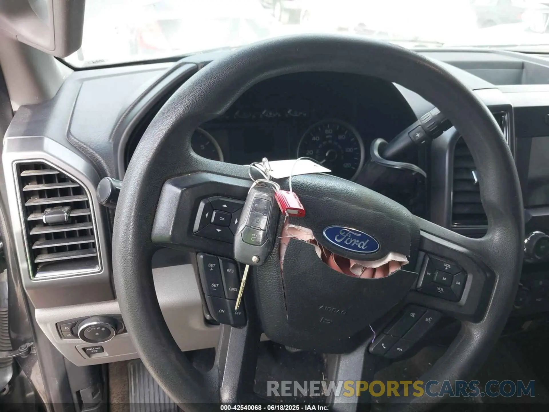 11 Photograph of a damaged car 1FTEX1EP0LFA84982 FORD F-150 2020