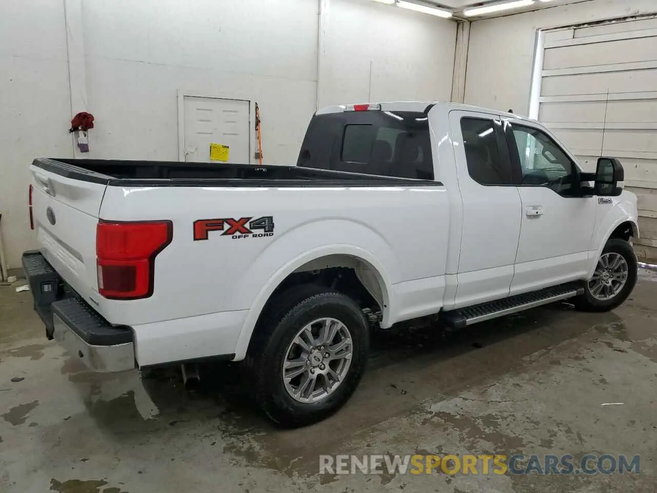 3 Photograph of a damaged car 1FTEX1EP1LKE82502 FORD F-150 2020