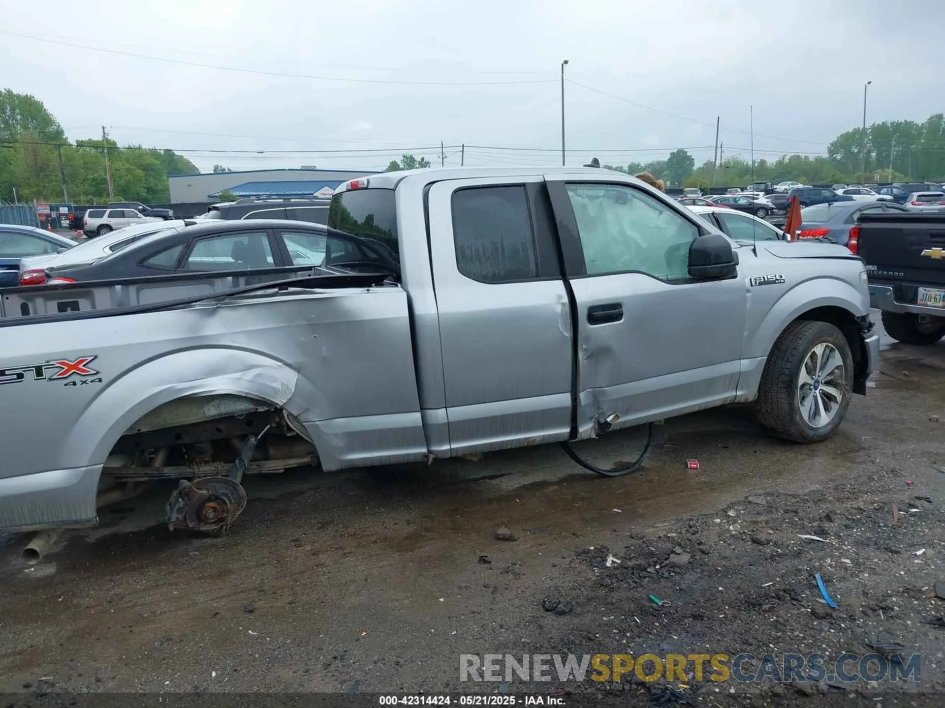 6 Photograph of a damaged car 1FTEX1EP4LKF45351 FORD F-150 2020