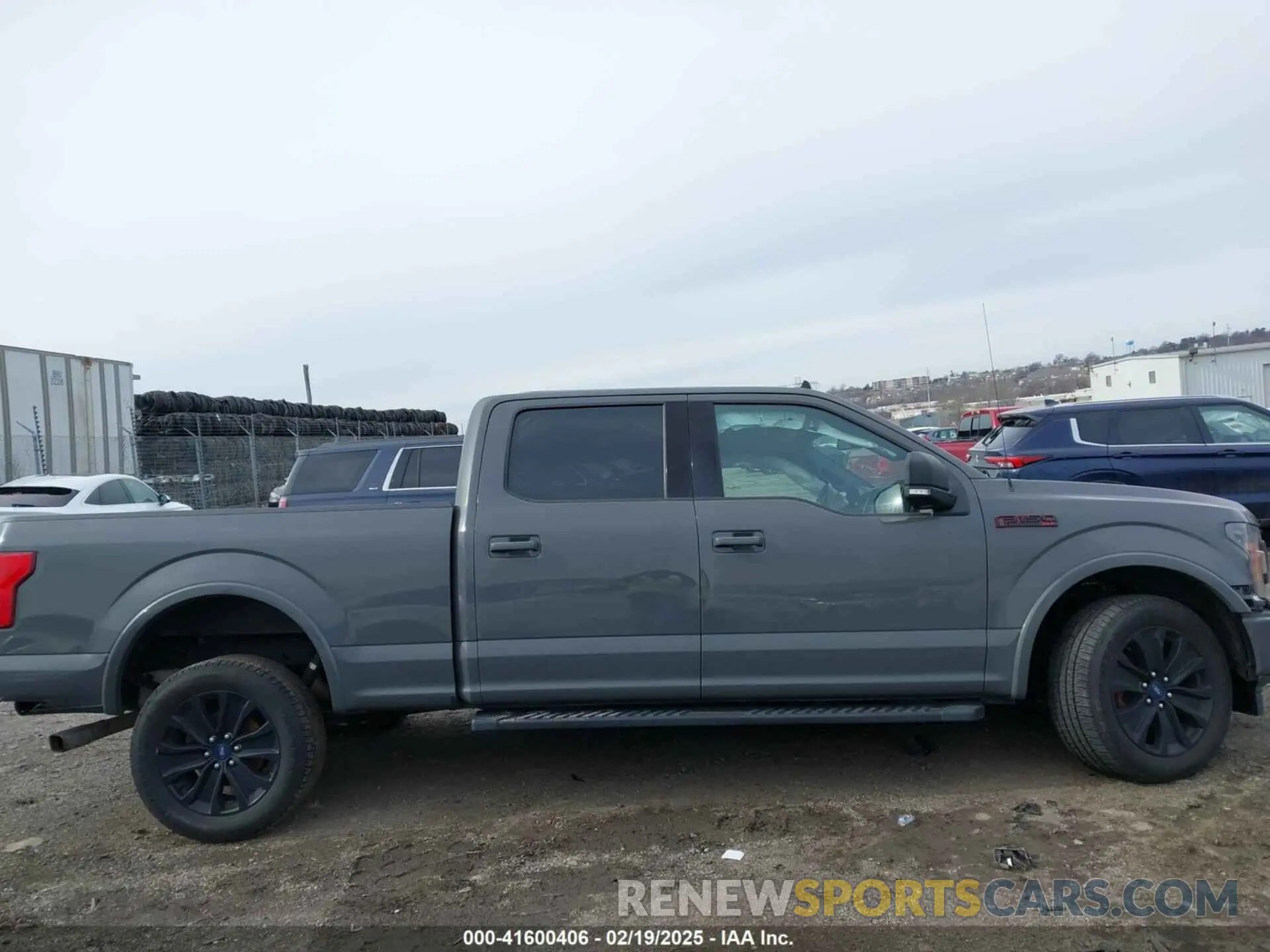 14 Photograph of a damaged car 1FTFW1E41LFB63199 FORD F-150 2020