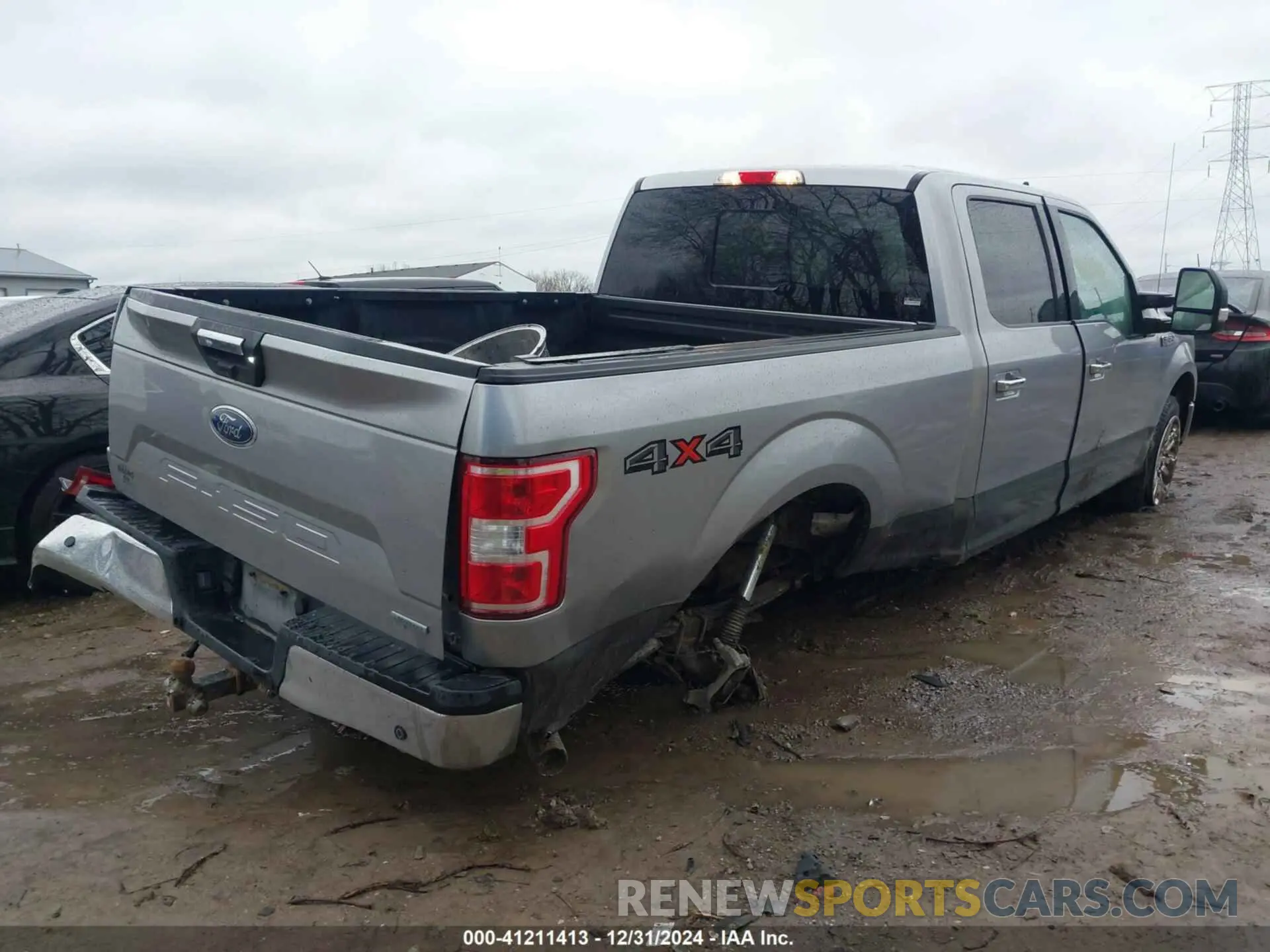 4 Photograph of a damaged car 1FTFW1E46LFB29226 FORD F-150 2020