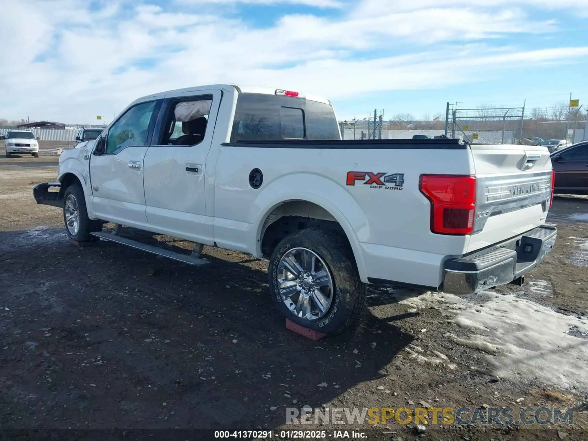 3 Photograph of a damaged car 1FTFW1E49LFC82635 FORD F-150 2020