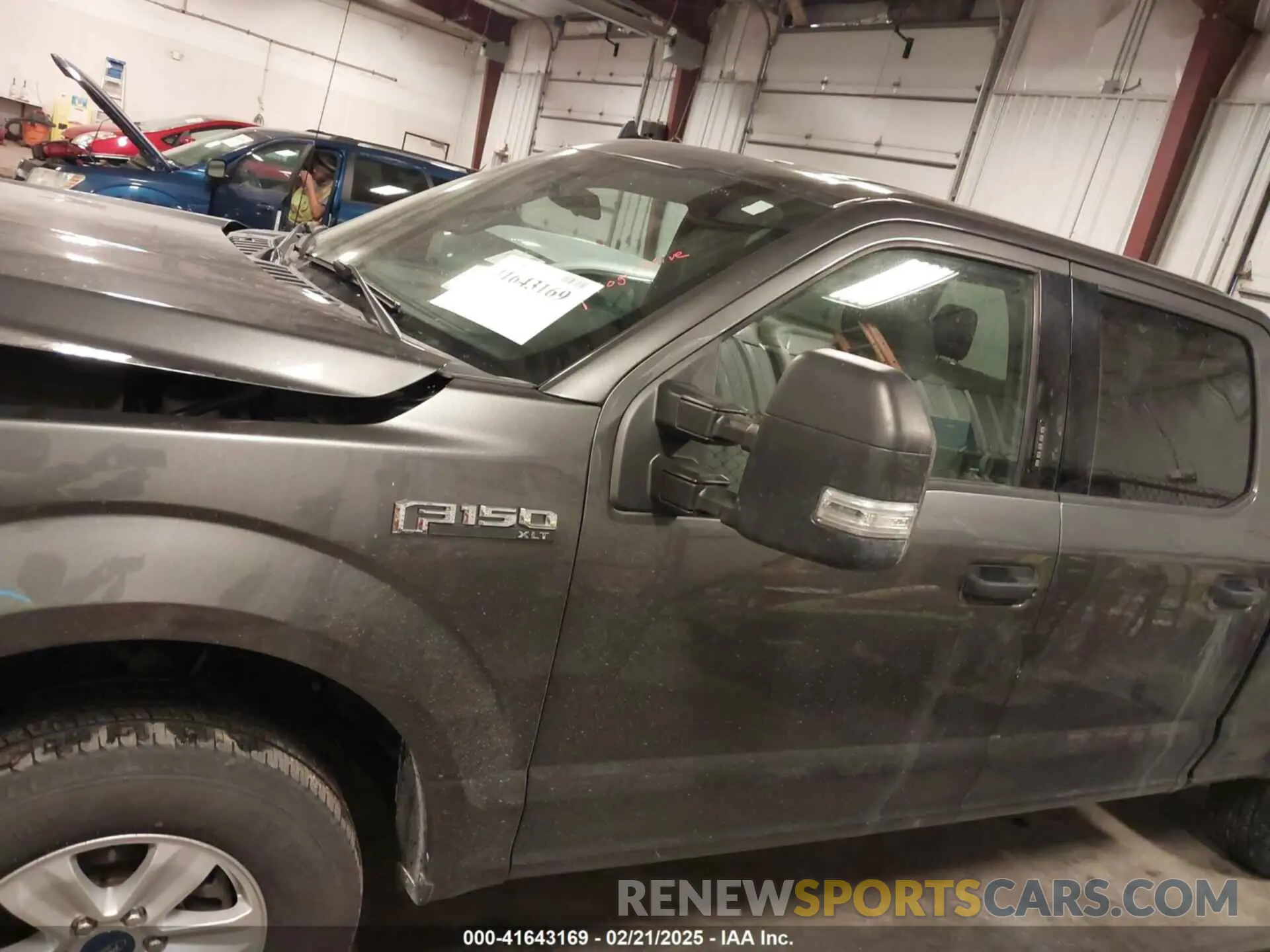 15 Photograph of a damaged car 1FTFW1E52LKE98536 FORD F-150 2020
