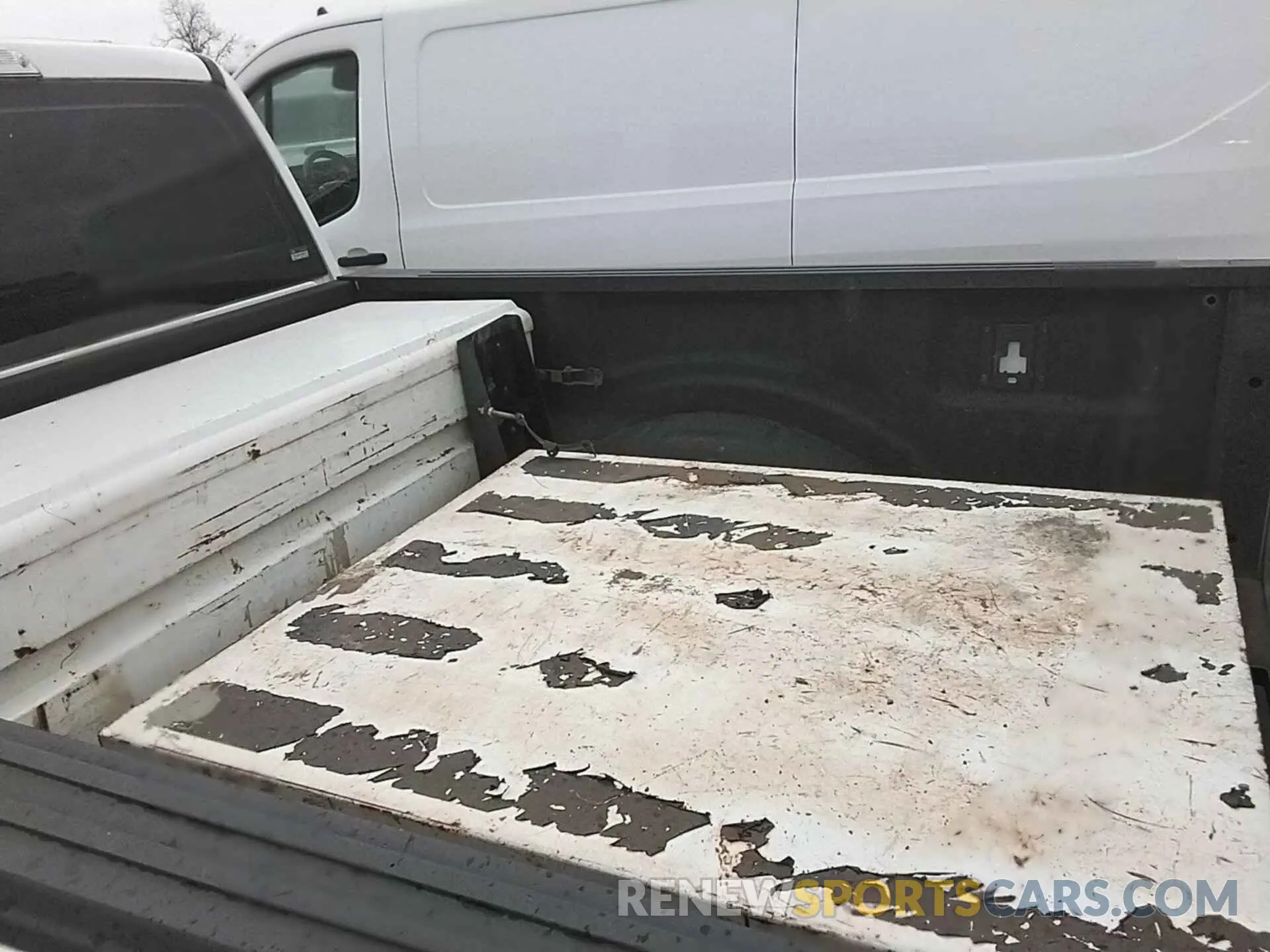 7 Photograph of a damaged car 1FTFW1E54LKD80018 FORD F-150 2020