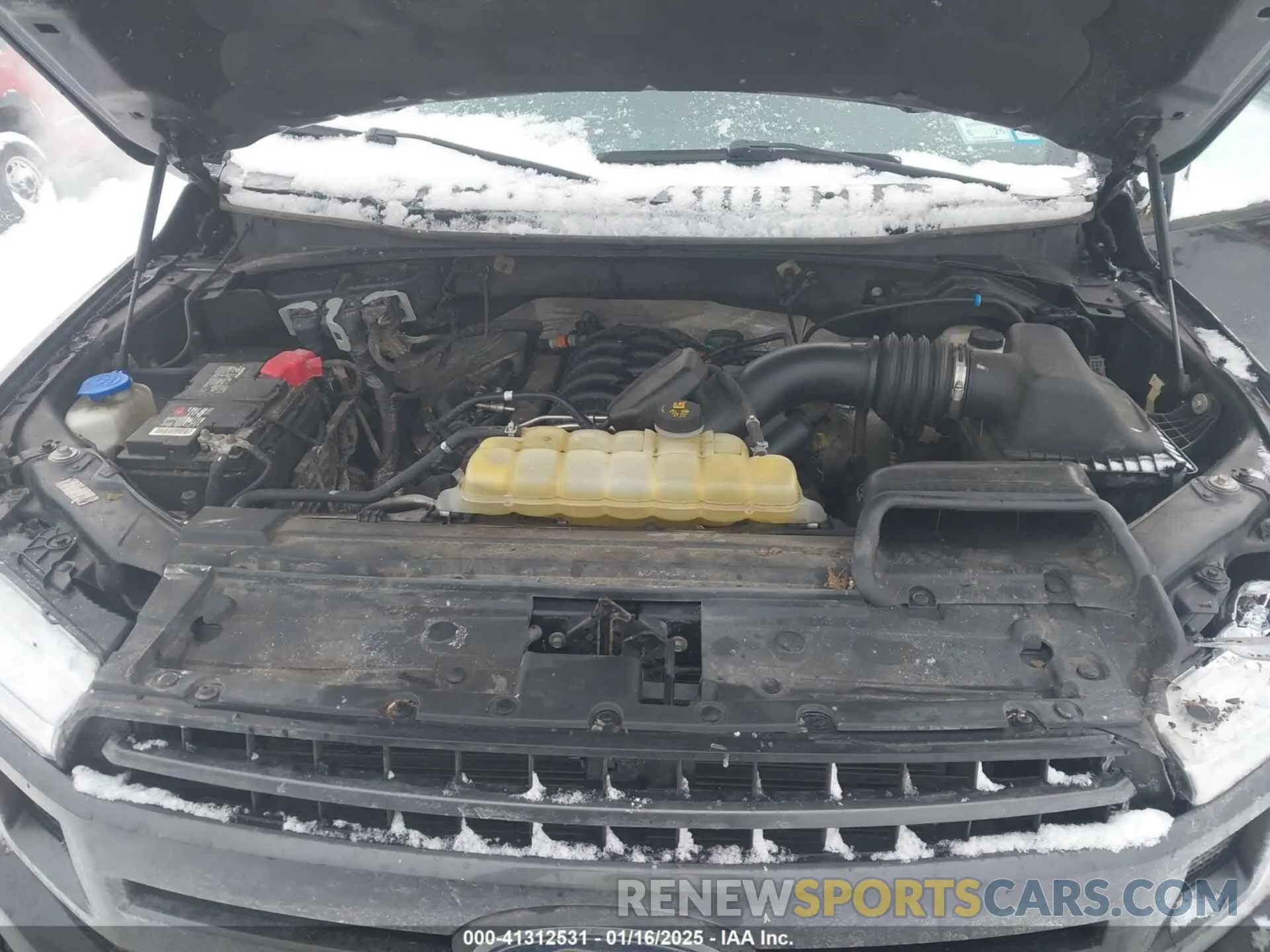 10 Photograph of a damaged car 1FTFW1E56LFA85818 FORD F-150 2020