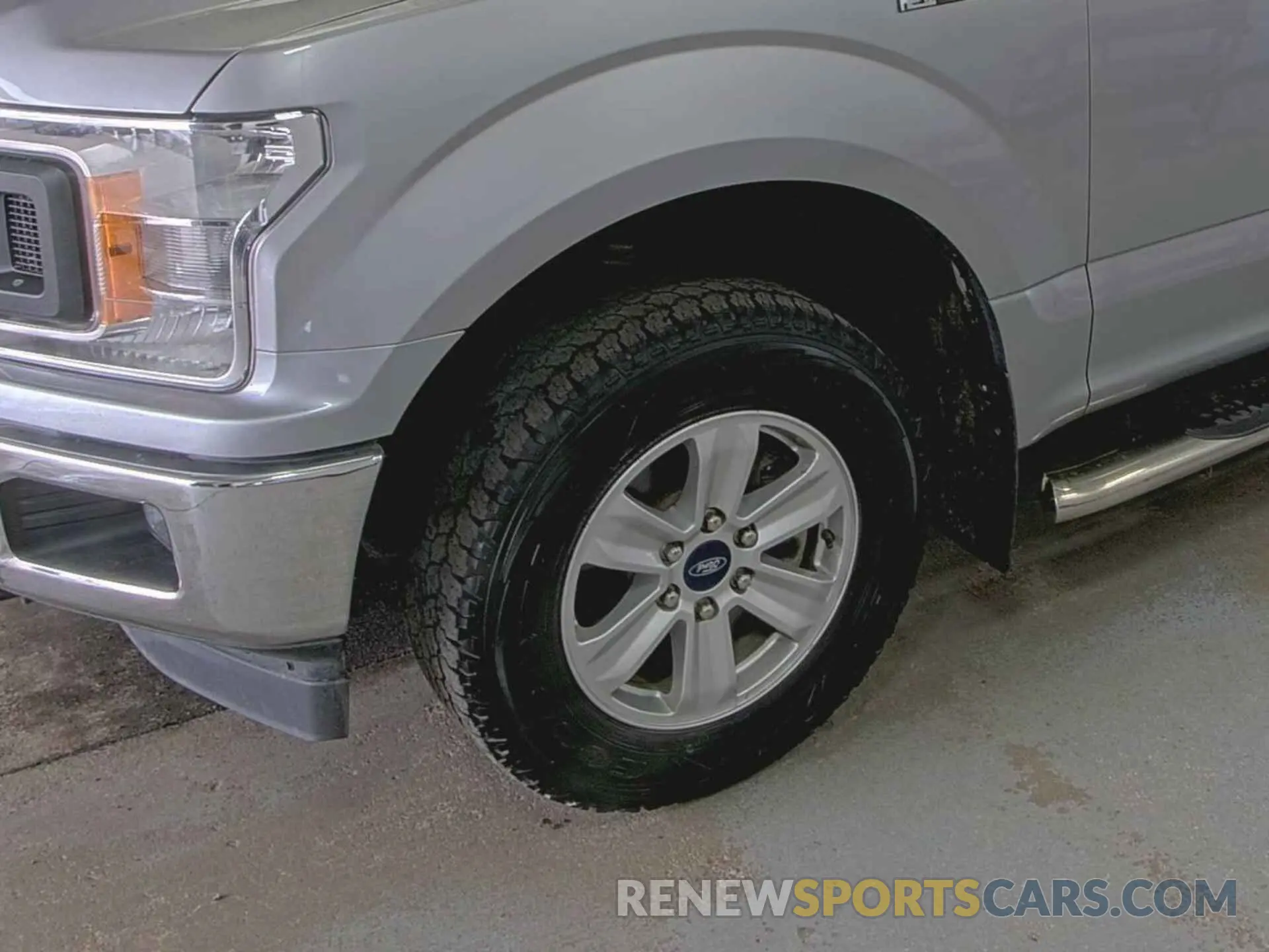 14 Photograph of a damaged car 1FTFW1E58LFC10396 FORD F-150 2020