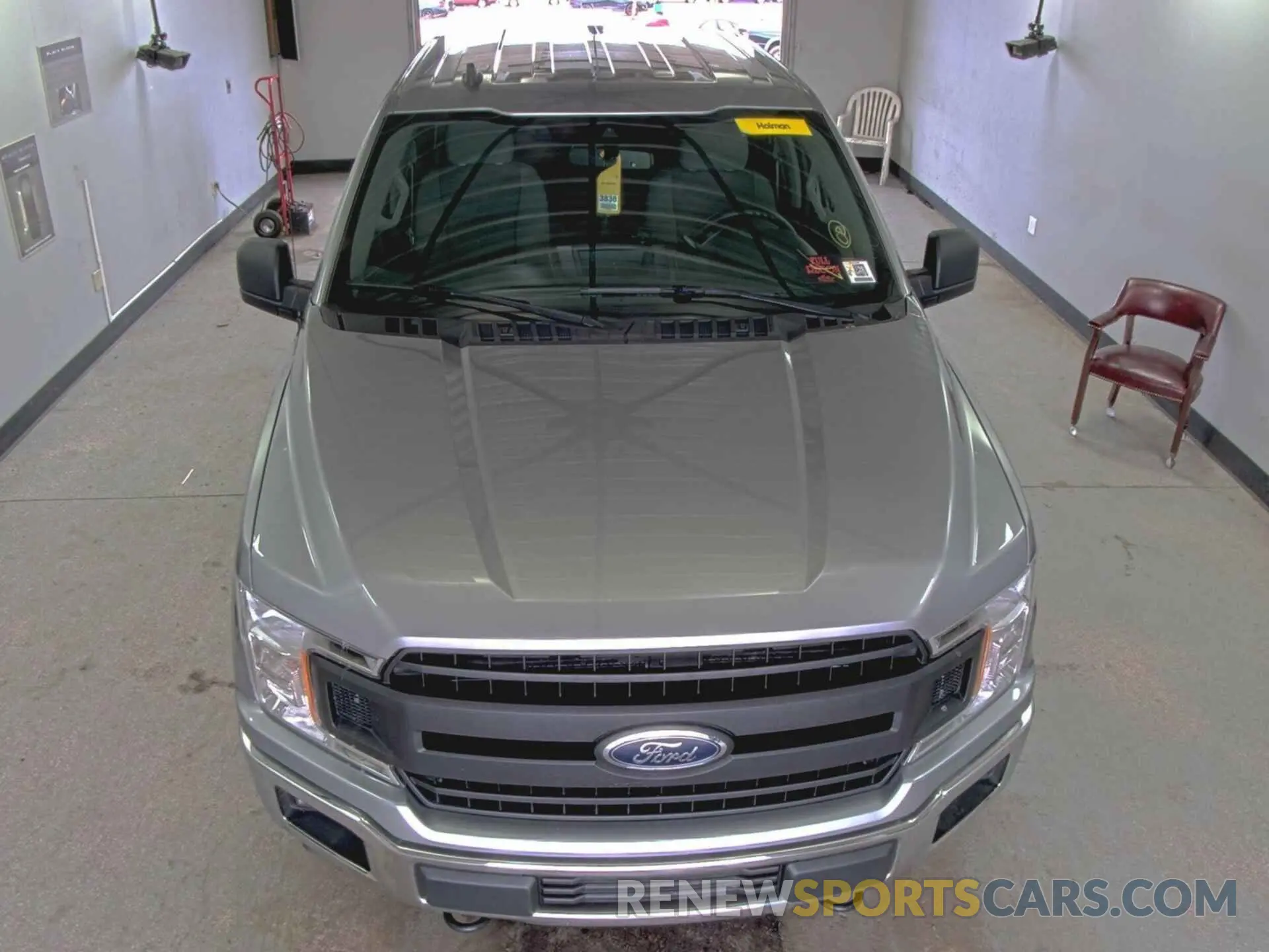 25 Photograph of a damaged car 1FTFW1E58LFC10396 FORD F-150 2020