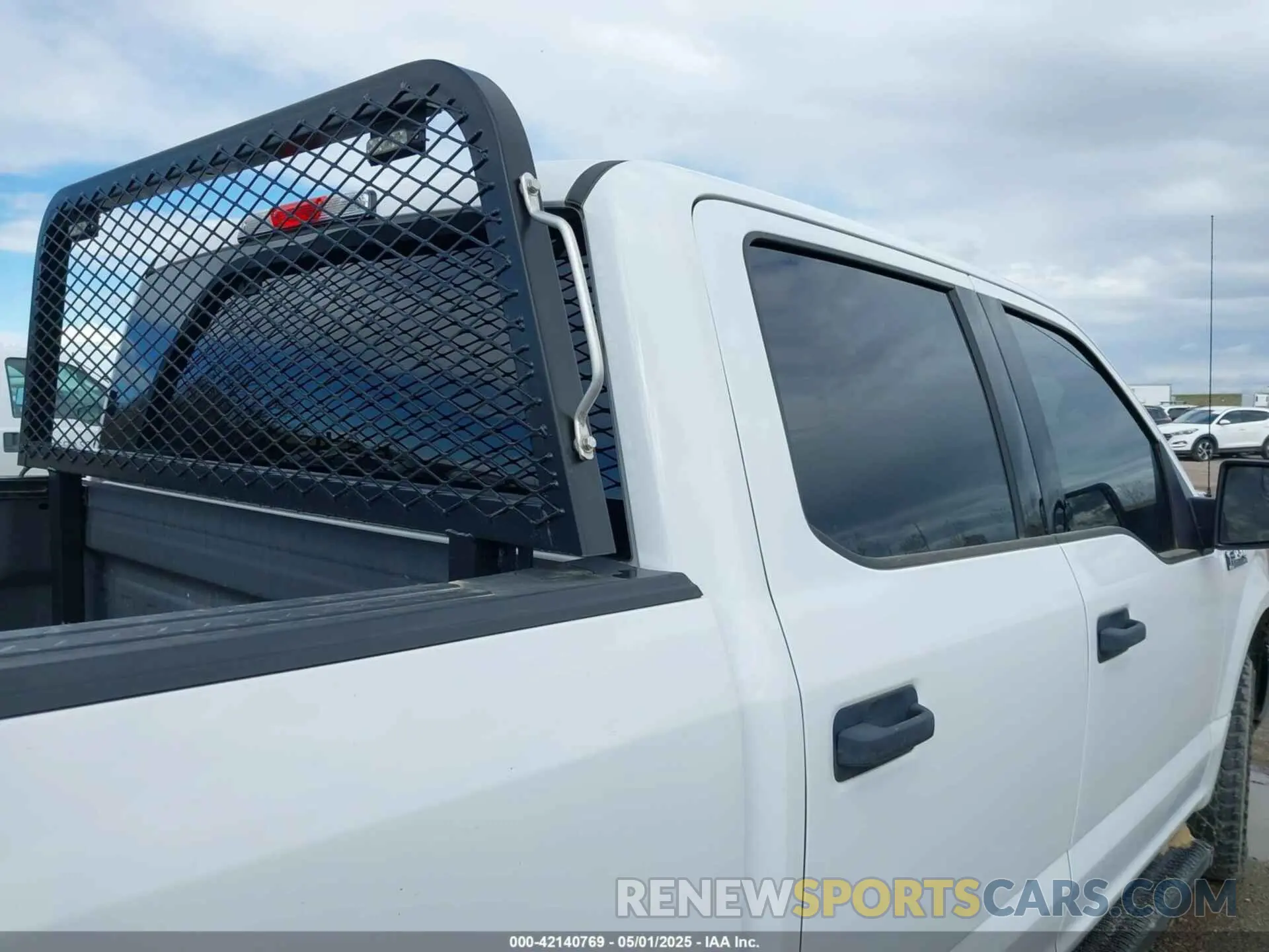 20 Photograph of a damaged car 1FTFW1E59LKD83500 FORD F-150 2020