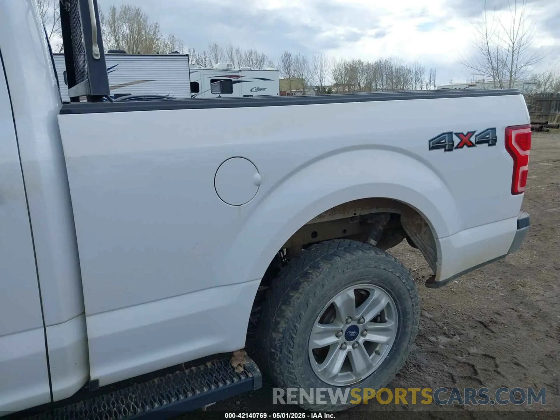 6 Photograph of a damaged car 1FTFW1E59LKD83500 FORD F-150 2020