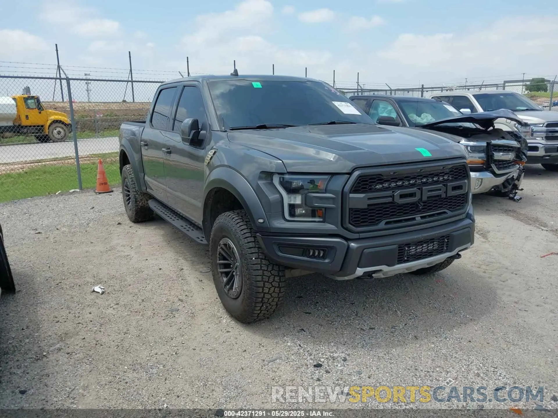 1 Photograph of a damaged car 1FTFW1RG4LFB19802 FORD F-150 2020