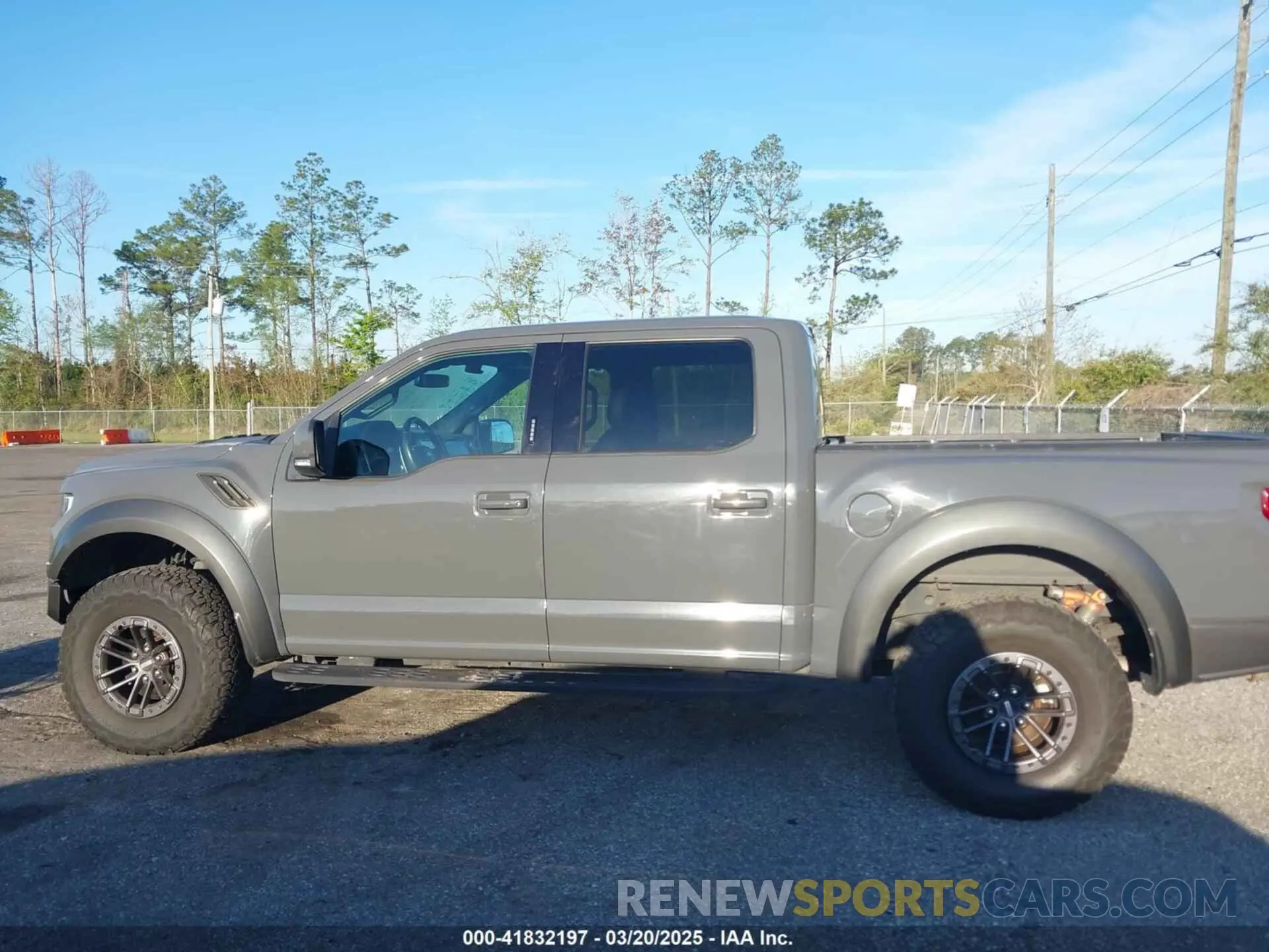 14 Photograph of a damaged car 1FTFW1RG9LFA19114 FORD F-150 2020