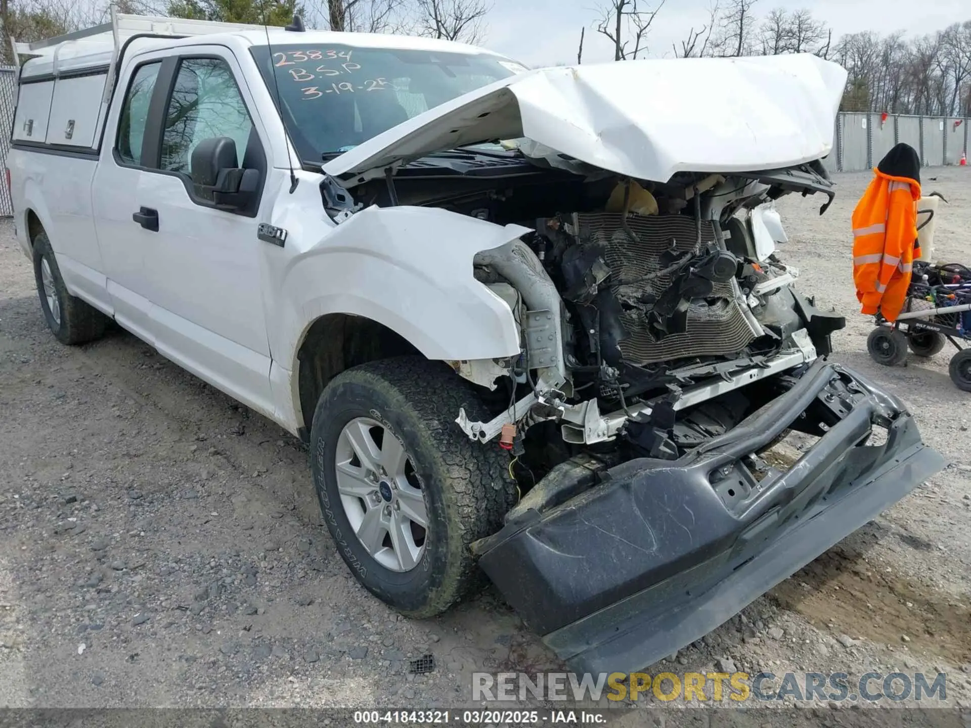 17 Photograph of a damaged car 1FTFX1C52LKE23125 FORD F-150 2020