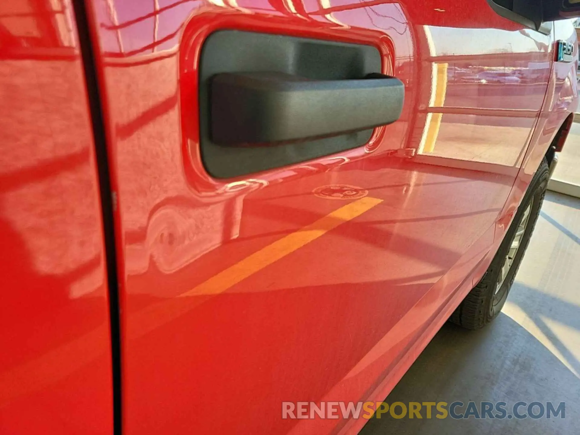 5 Photograph of a damaged car 1FTFX1E47LKE66864 FORD F-150 2020