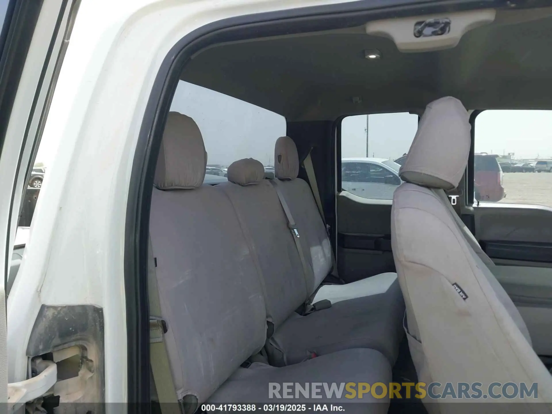 8 Photograph of a damaged car 1FTFX1E51LFA29248 FORD F-150 2020