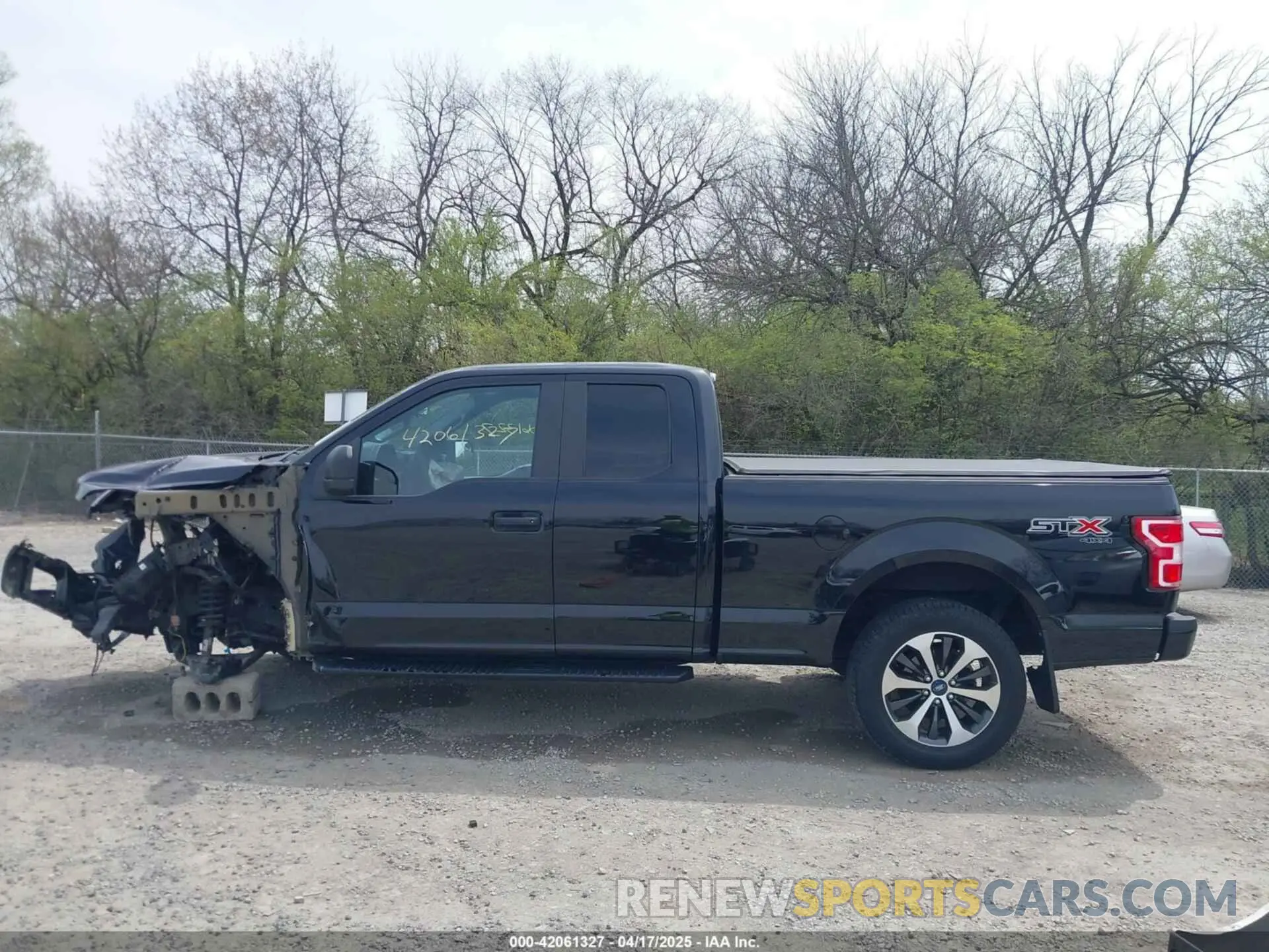14 Photograph of a damaged car 1FTFX1E51LFC56519 FORD F-150 2020