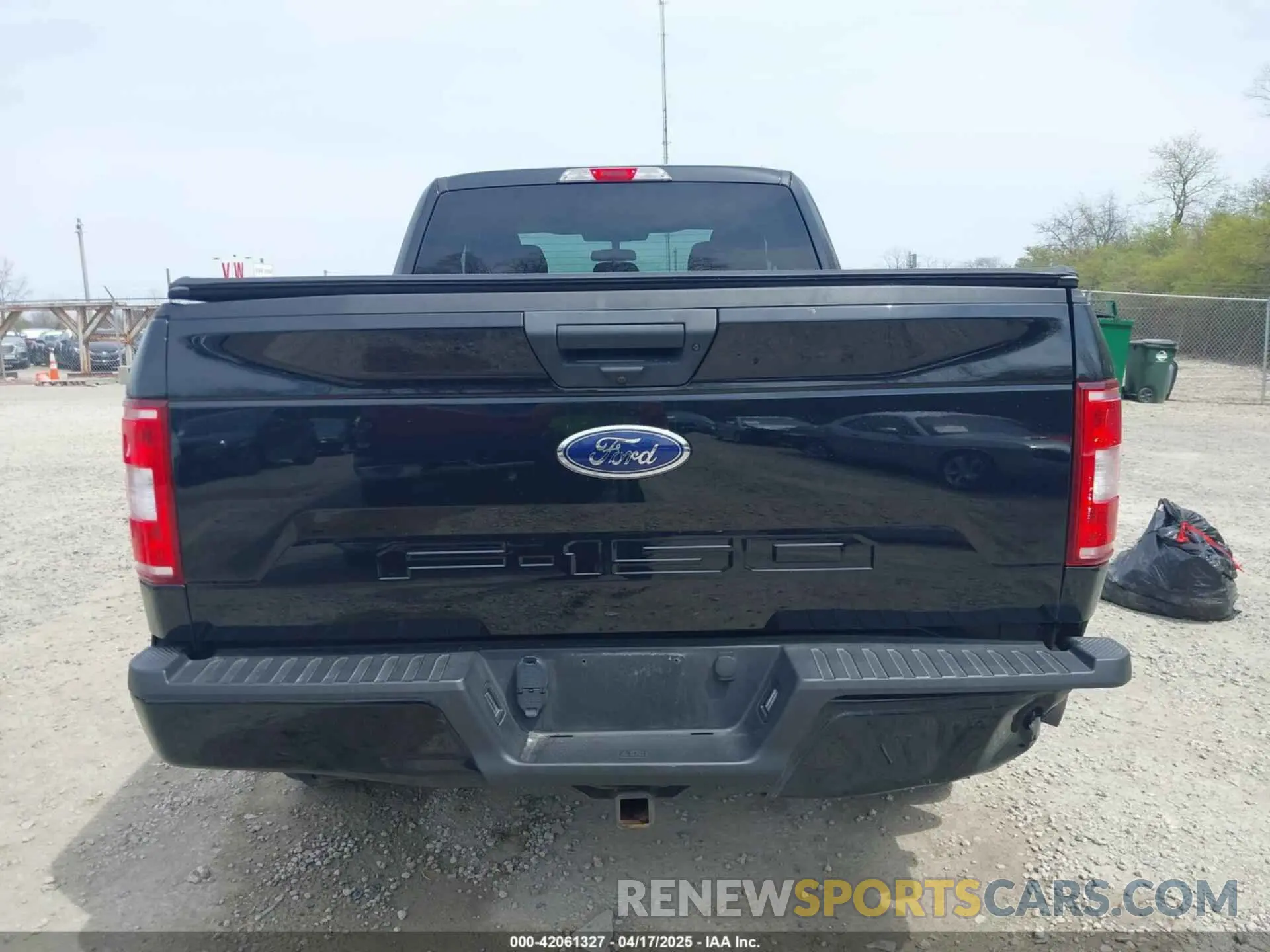 16 Photograph of a damaged car 1FTFX1E51LFC56519 FORD F-150 2020