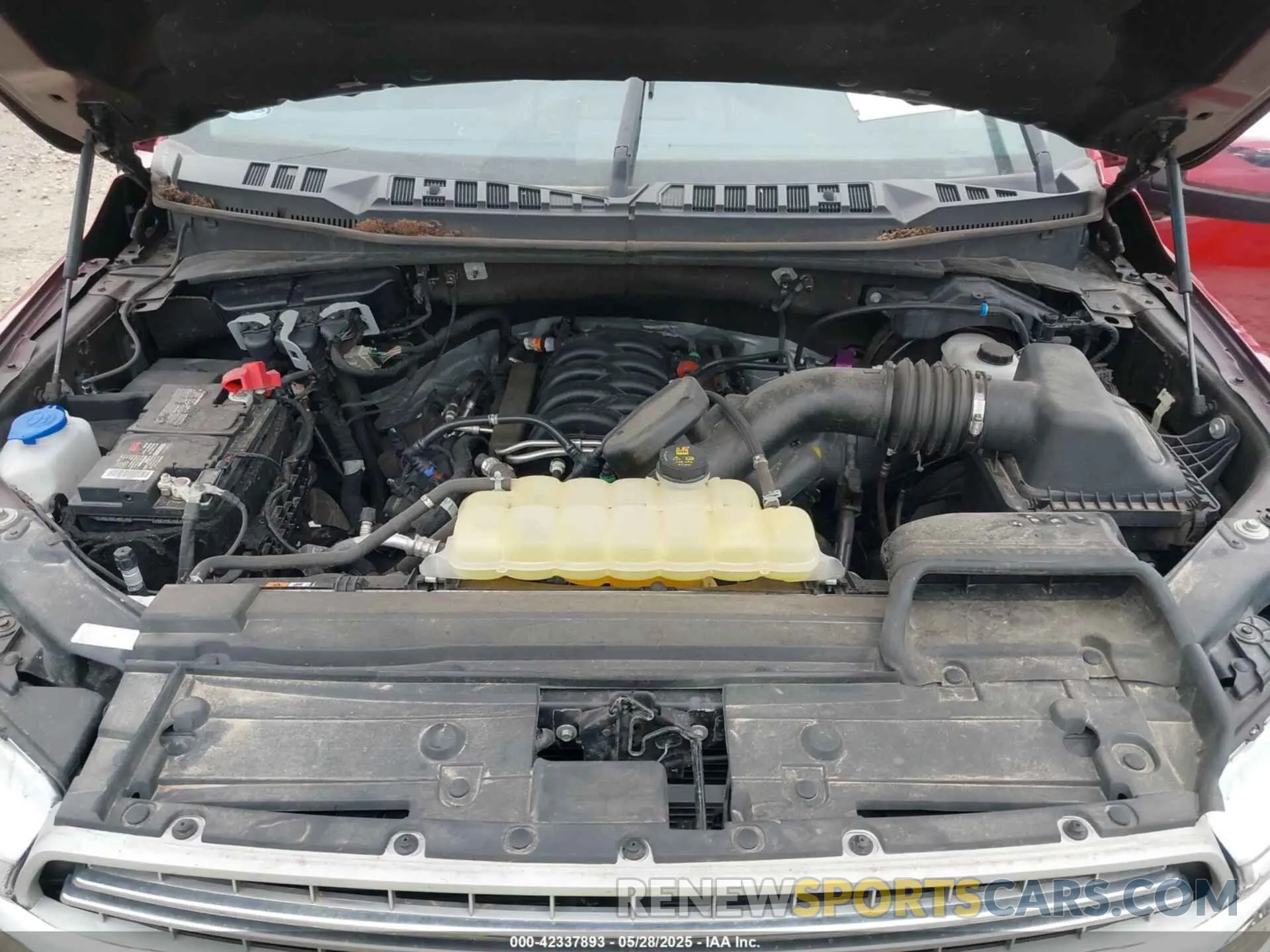 10 Photograph of a damaged car 1FTFX1E53LKE33868 FORD F-150 2020