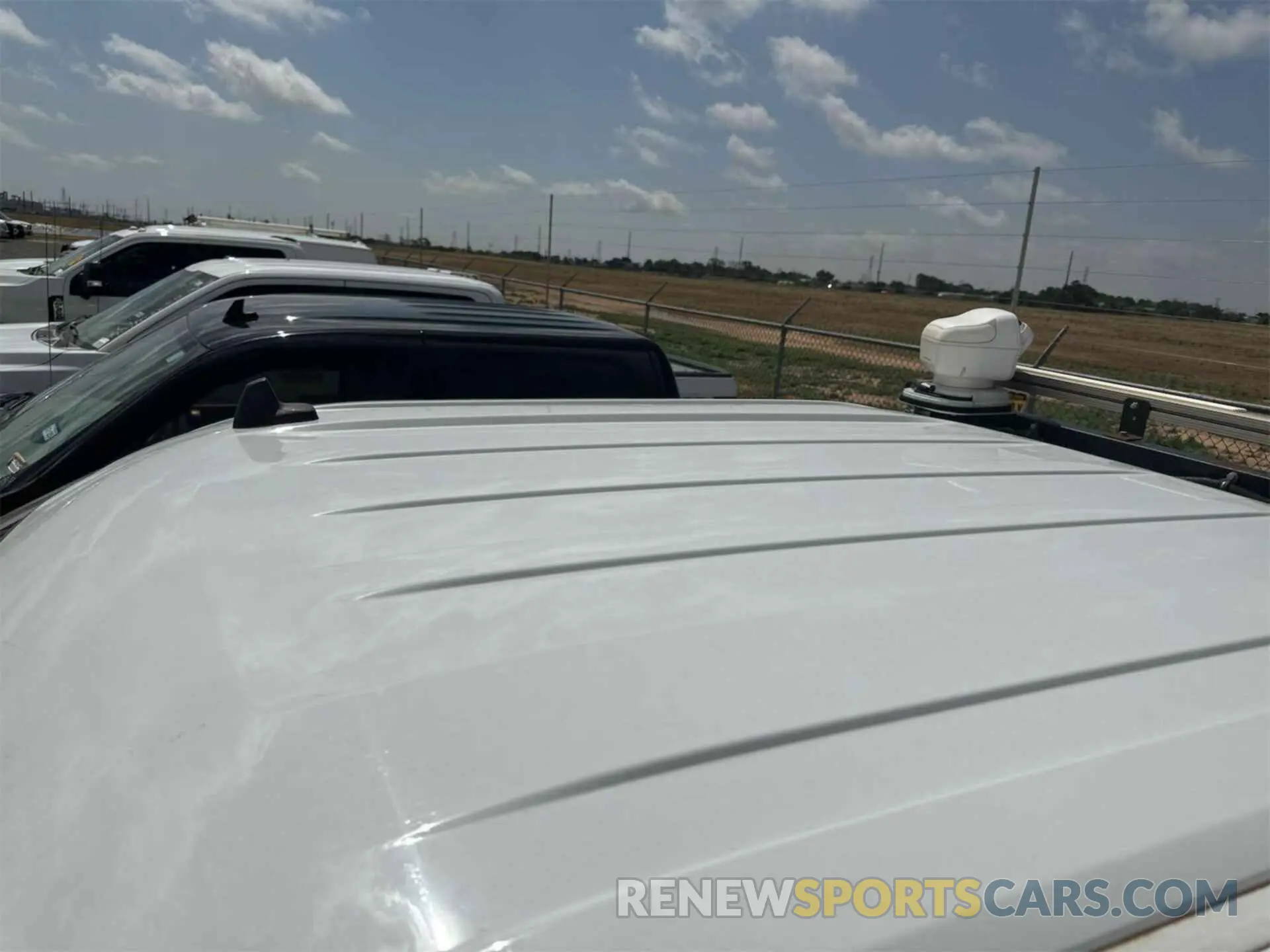 11 Photograph of a damaged car 1FTFX1E57LKD83783 FORD F-150 2020
