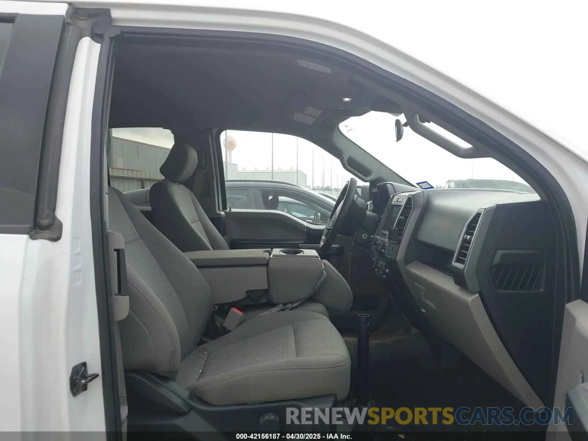 5 Photograph of a damaged car 1FTFX1E5XLFA38515 FORD F-150 2020