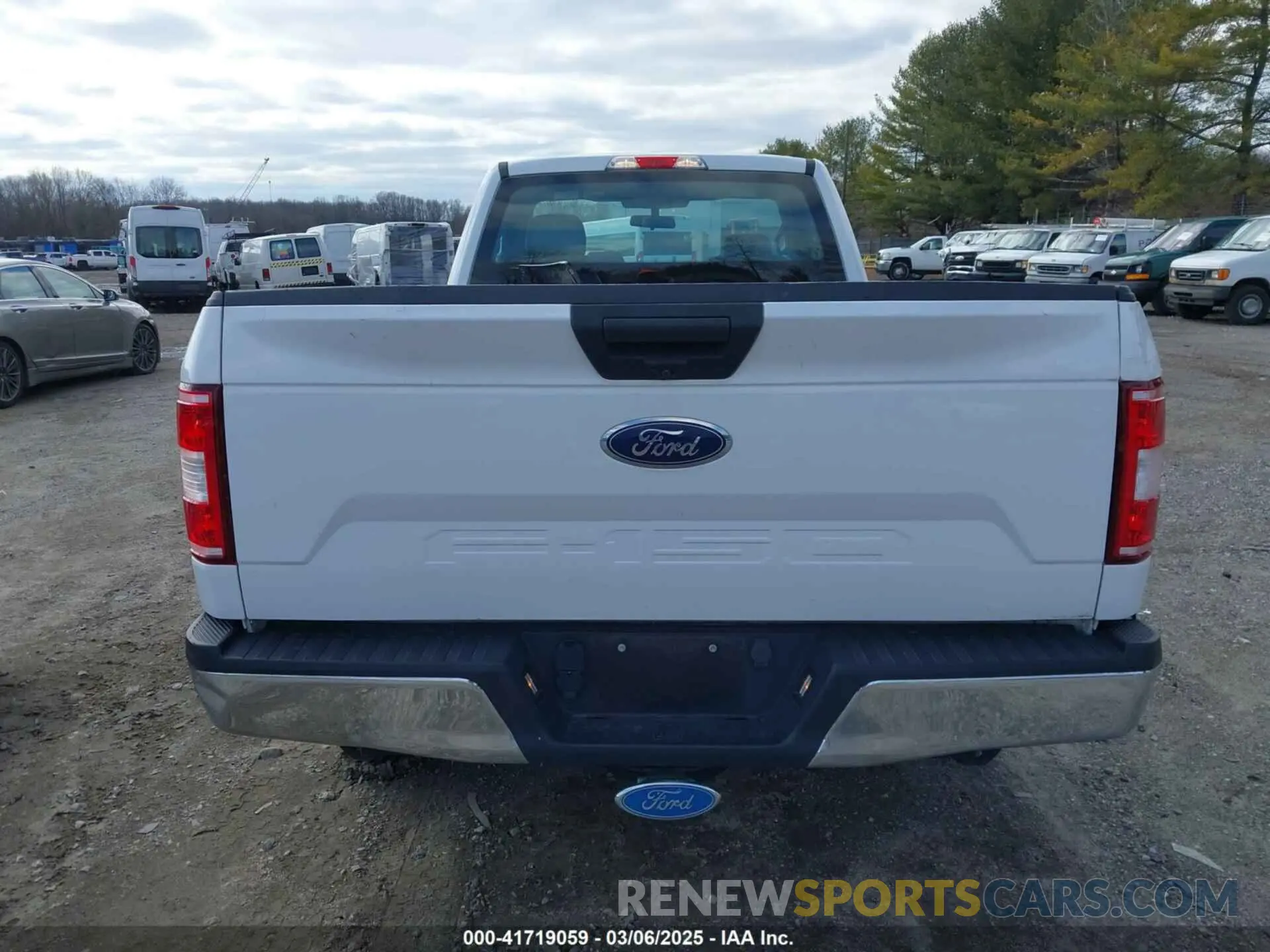 16 Photograph of a damaged car 1FTMF1CB0LKD63815 FORD F-150 2020