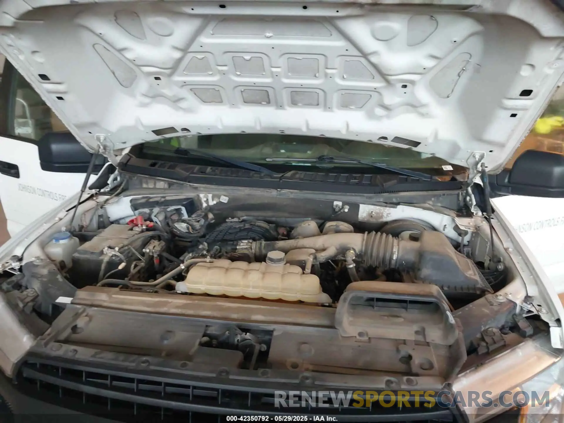 10 Photograph of a damaged car 1FTMF1CB4LKE11817 FORD F-150 2020