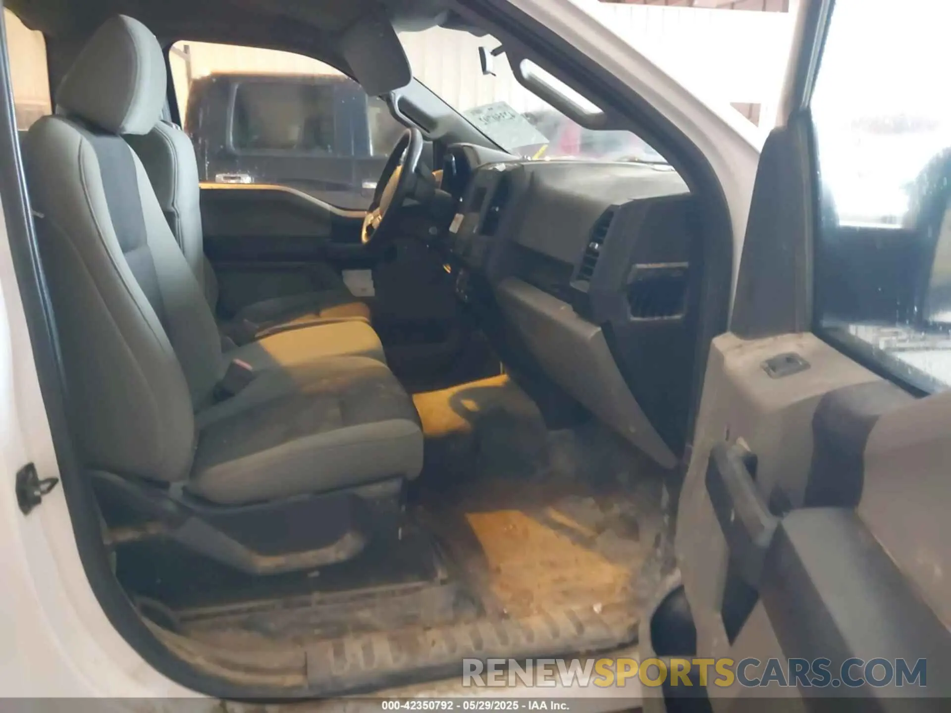 5 Photograph of a damaged car 1FTMF1CB4LKE11817 FORD F-150 2020