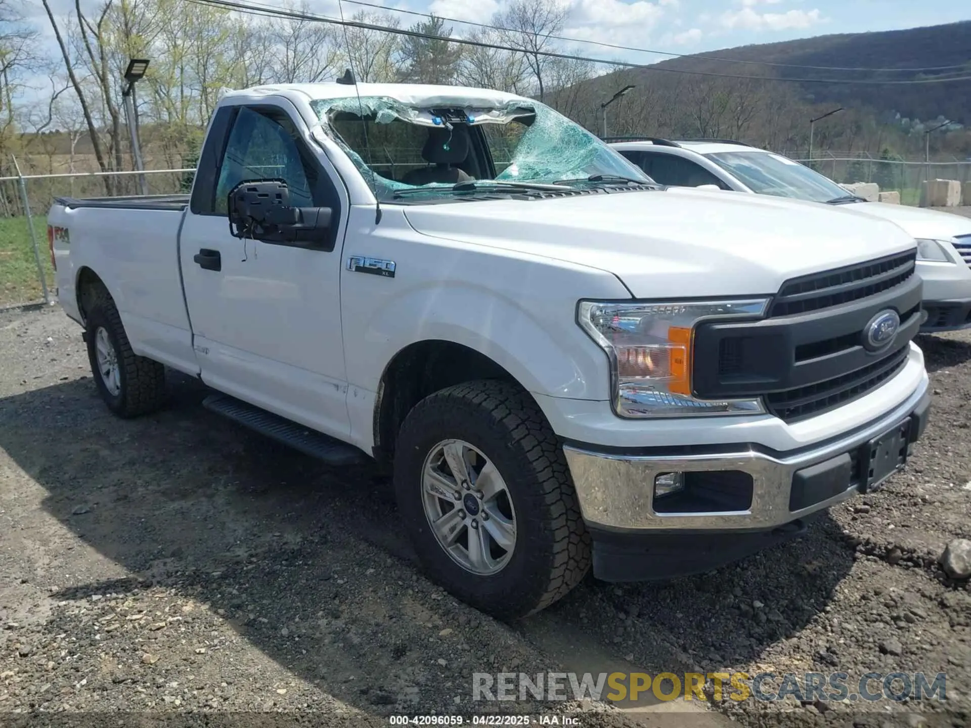 1 Photograph of a damaged car 1FTMF1E56LKD00371 FORD F-150 2020