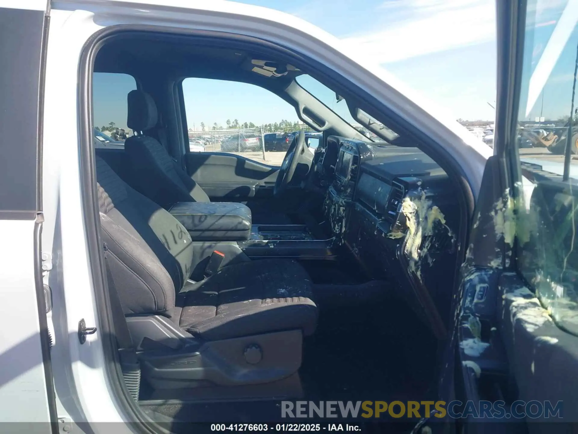 5 Photograph of a damaged car 1FTEW1C50MKE81542 FORD F-150 2021