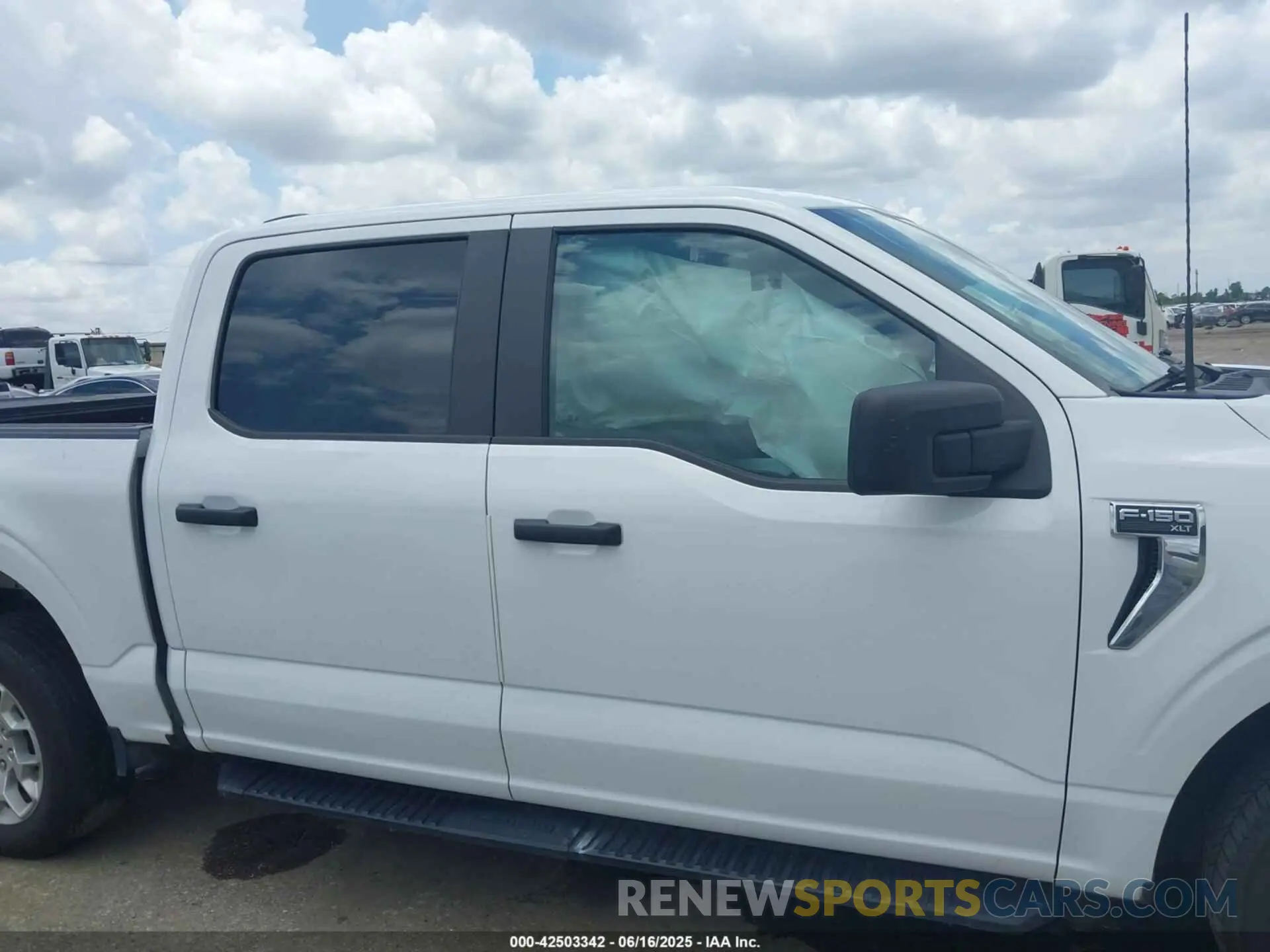13 Photograph of a damaged car 1FTEW1C50MKE82061 FORD F-150 2021