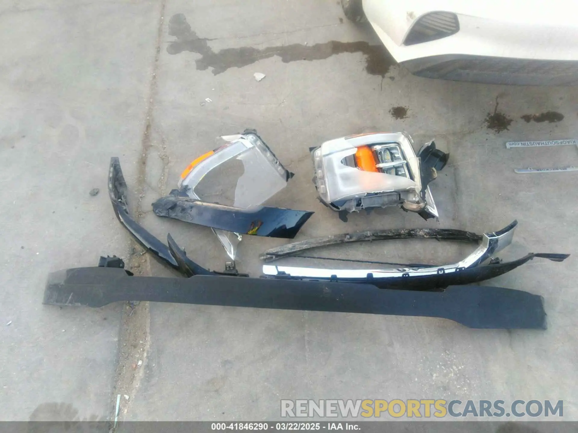 12 Photograph of a damaged car 1FTEW1C51MFC47404 FORD F-150 2021