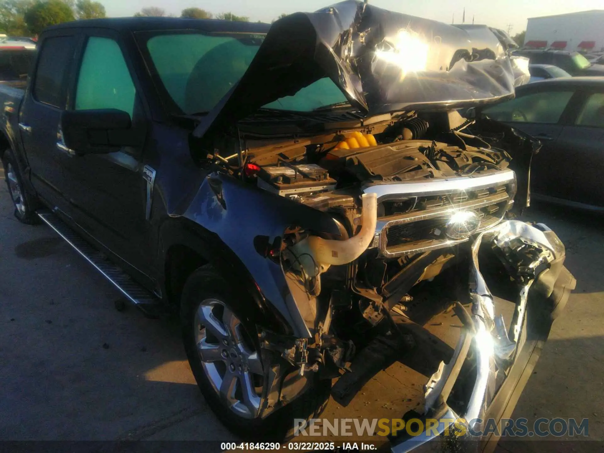 19 Photograph of a damaged car 1FTEW1C51MFC47404 FORD F-150 2021