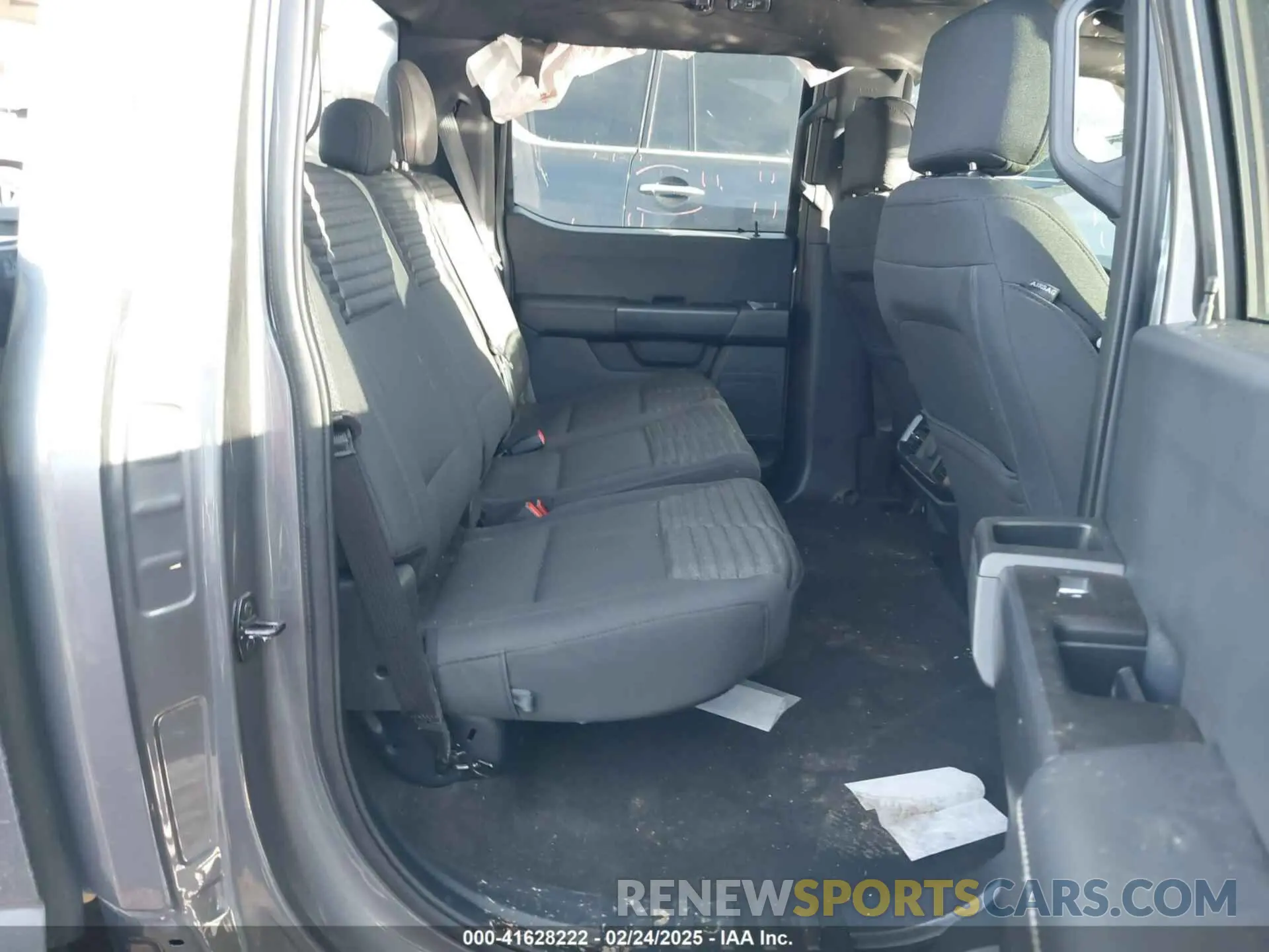 8 Photograph of a damaged car 1FTEW1C51MFC94173 FORD F-150 2021