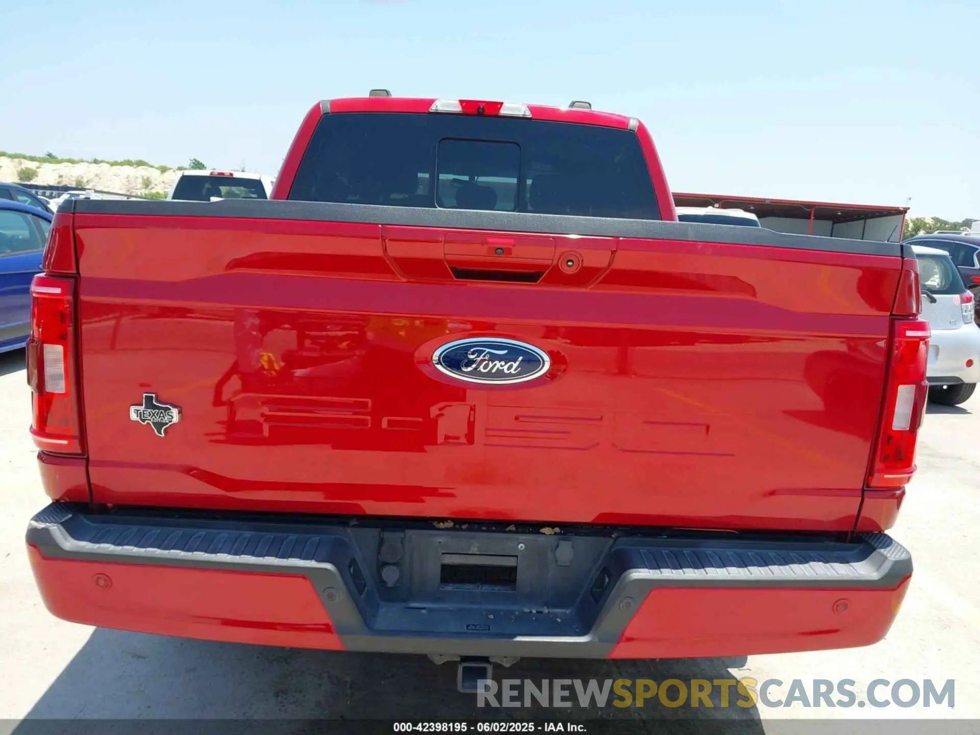 17 Photograph of a damaged car 1FTEW1C54MKD45995 FORD F-150 2021