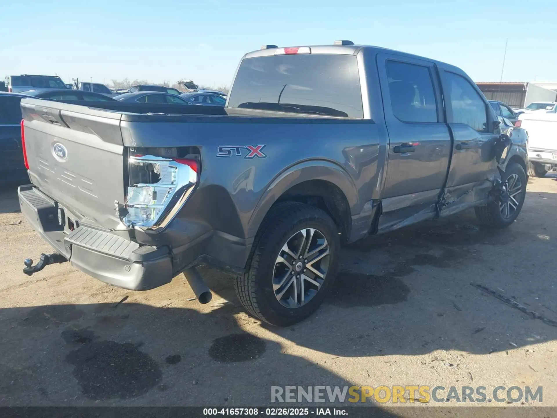 4 Photograph of a damaged car 1FTEW1C56MFA89903 FORD F-150 2021