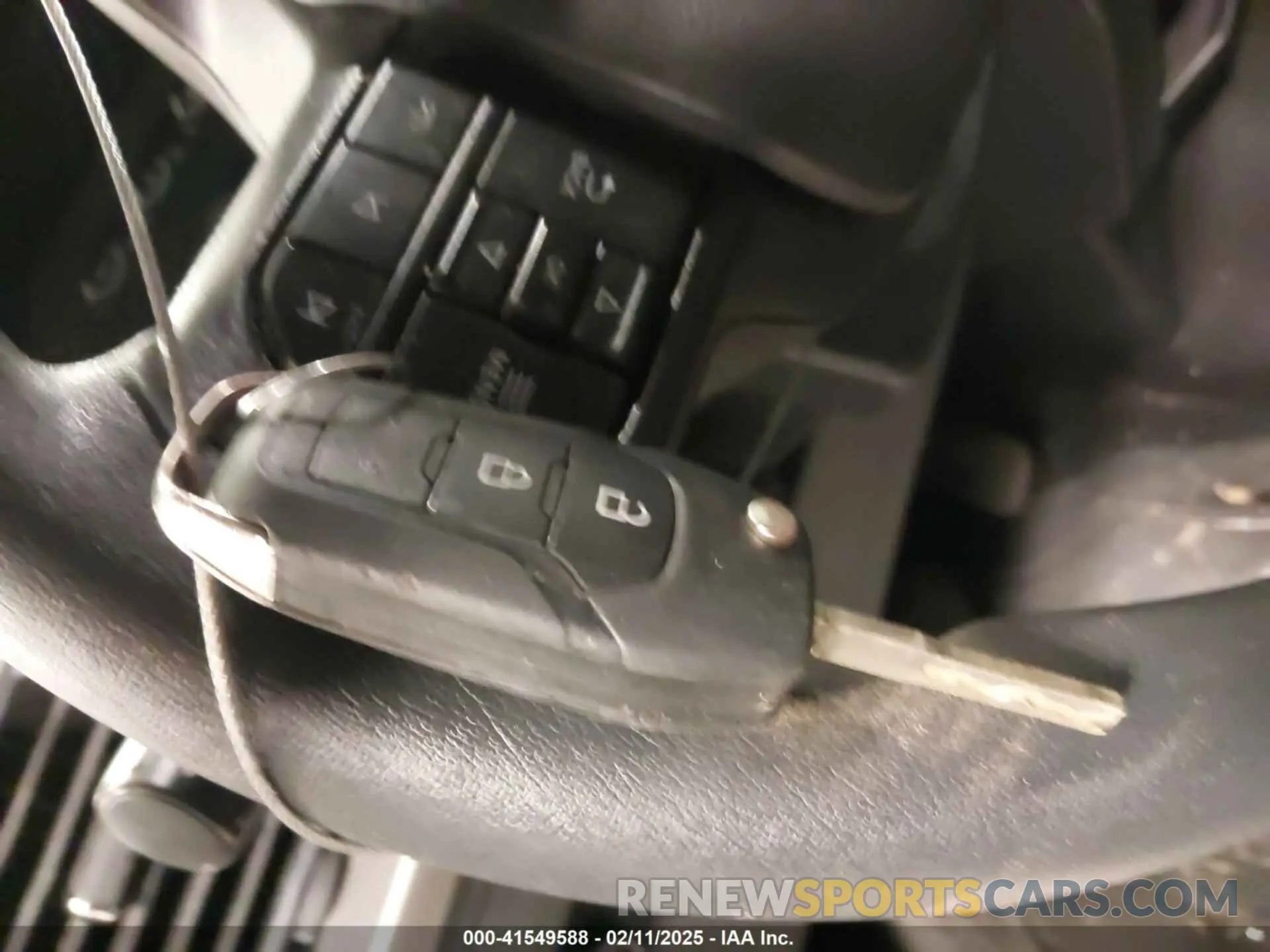 11 Photograph of a damaged car 1FTEW1C57MFA71572 FORD F-150 2021
