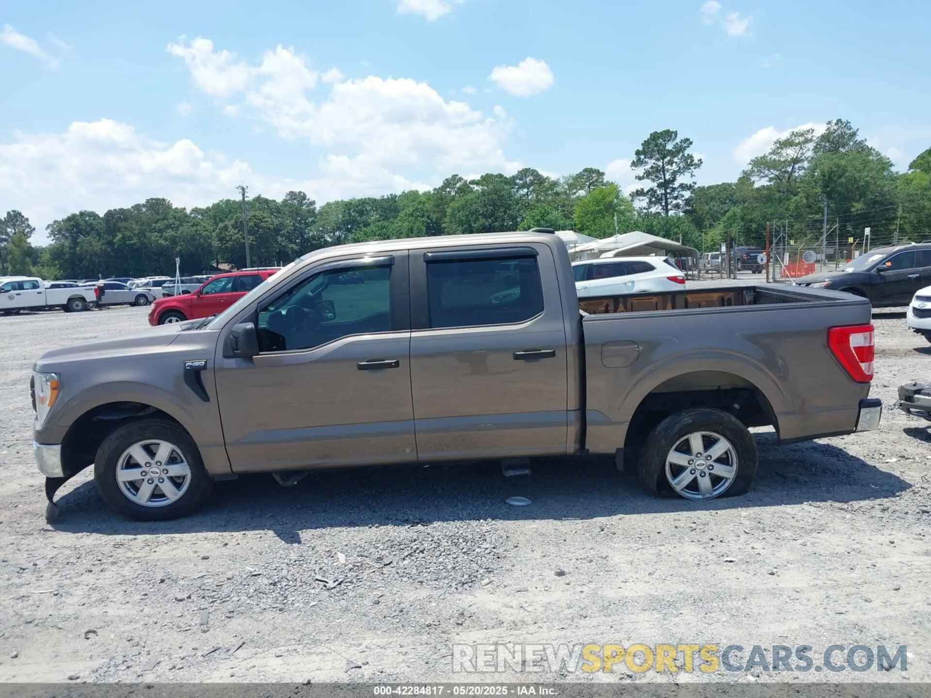 14 Photograph of a damaged car 1FTEW1C58MFB15661 FORD F-150 2021