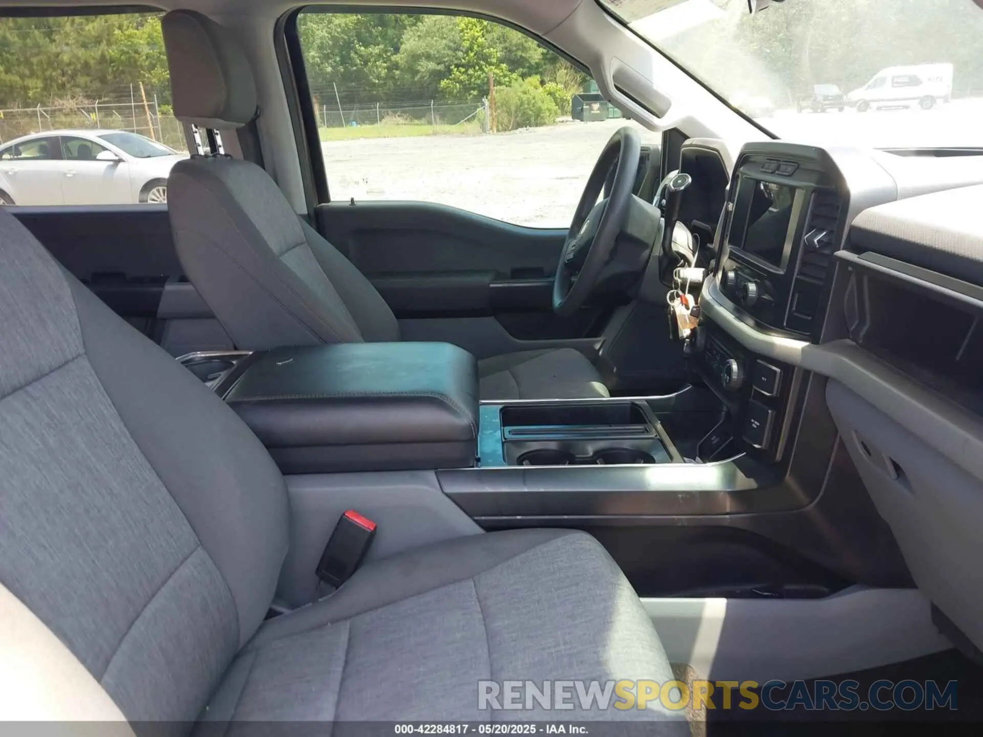 5 Photograph of a damaged car 1FTEW1C58MFB15661 FORD F-150 2021