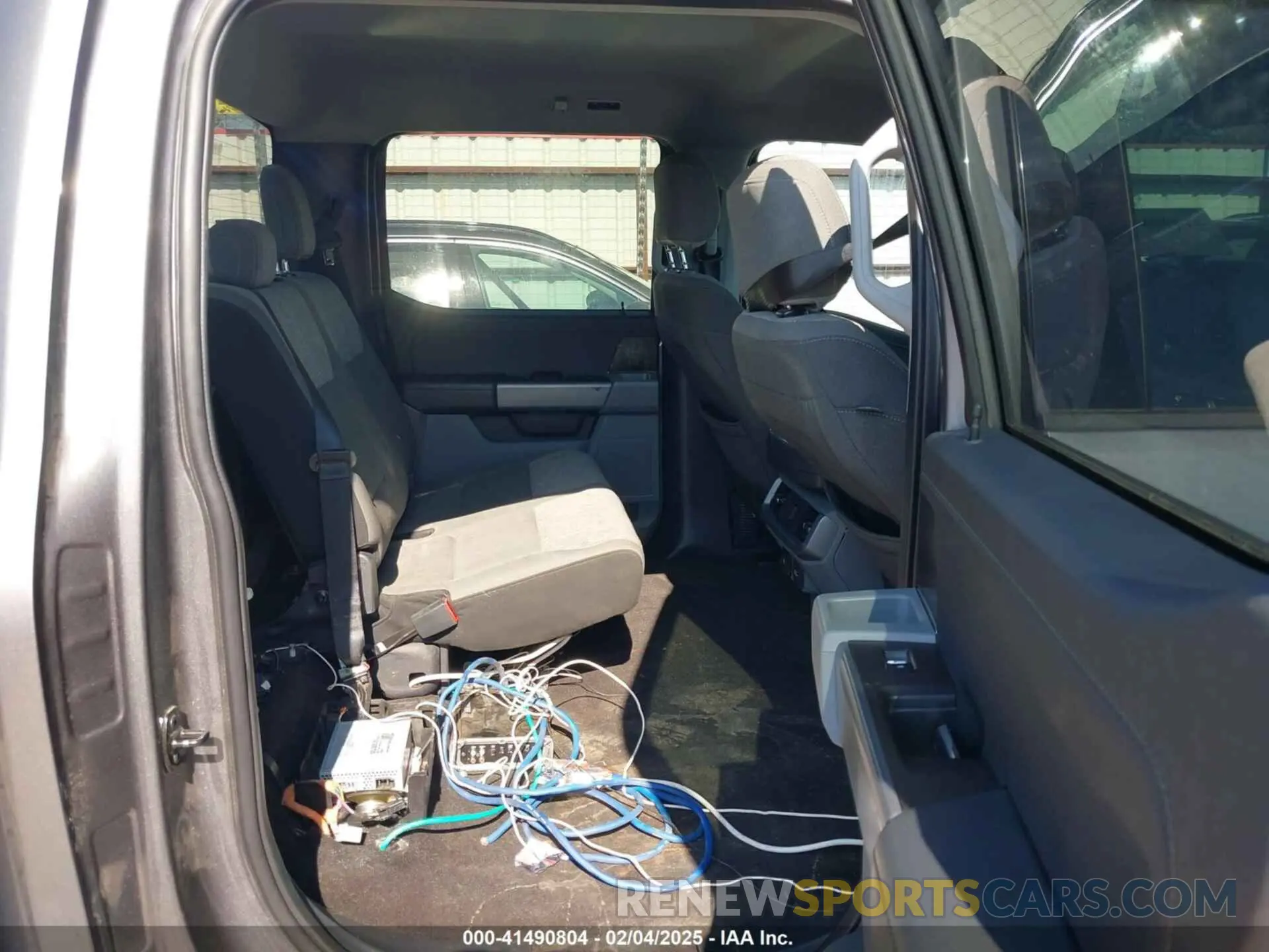 8 Photograph of a damaged car 1FTEW1C59MFC46694 FORD F-150 2021
