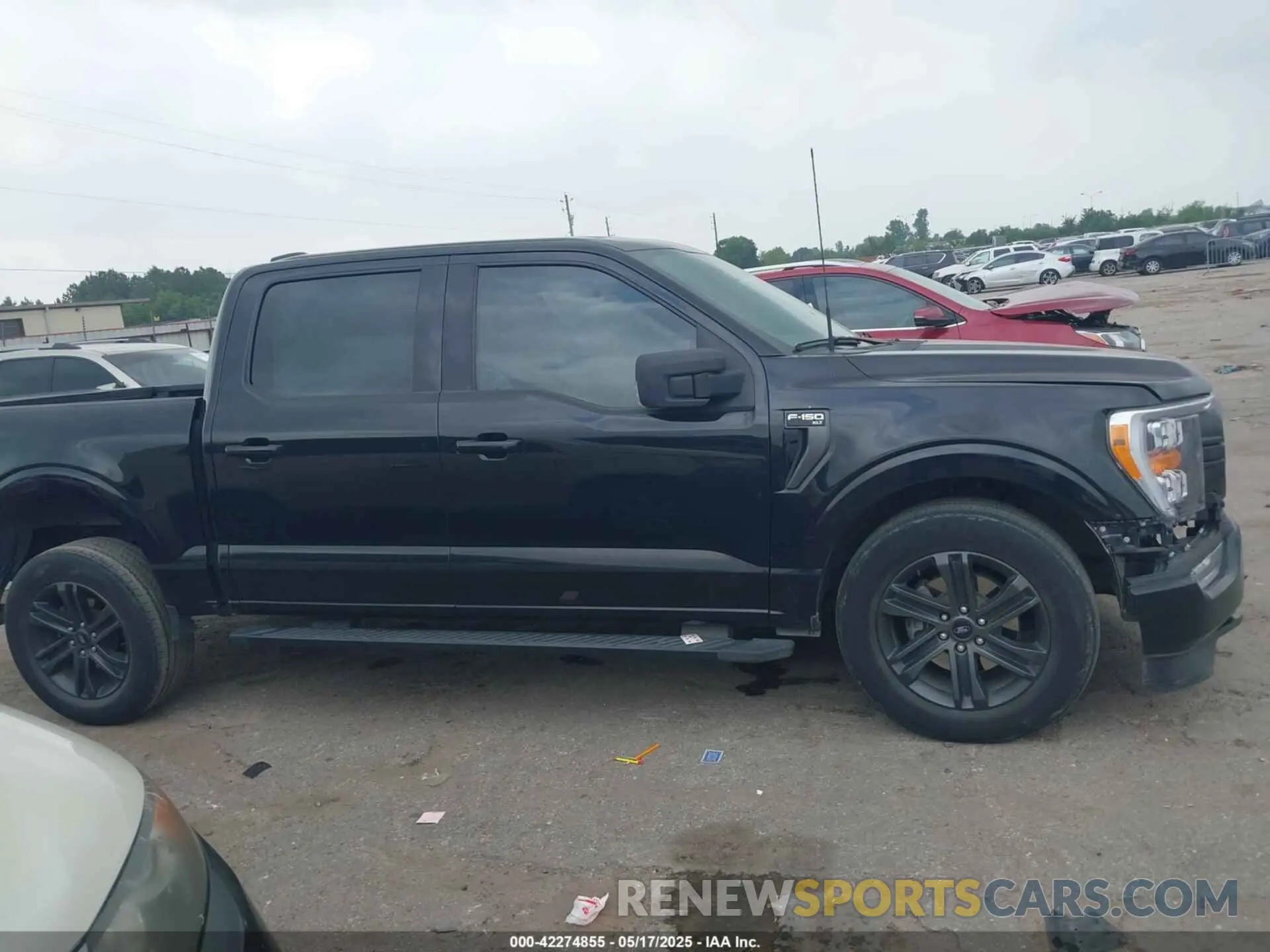 13 Photograph of a damaged car 1FTEW1C5XMFC46476 FORD F-150 2021