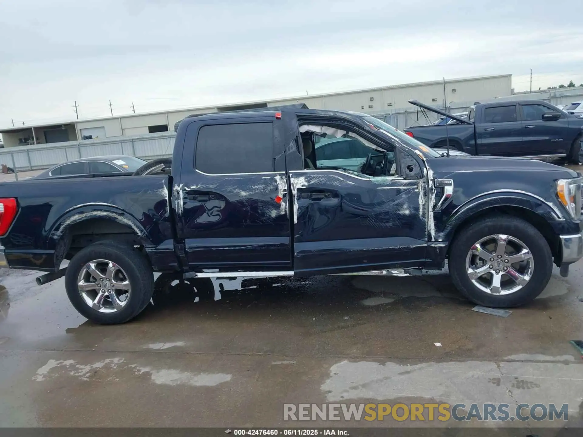 14 Photograph of a damaged car 1FTEW1C84MKE87869 FORD F-150 2021