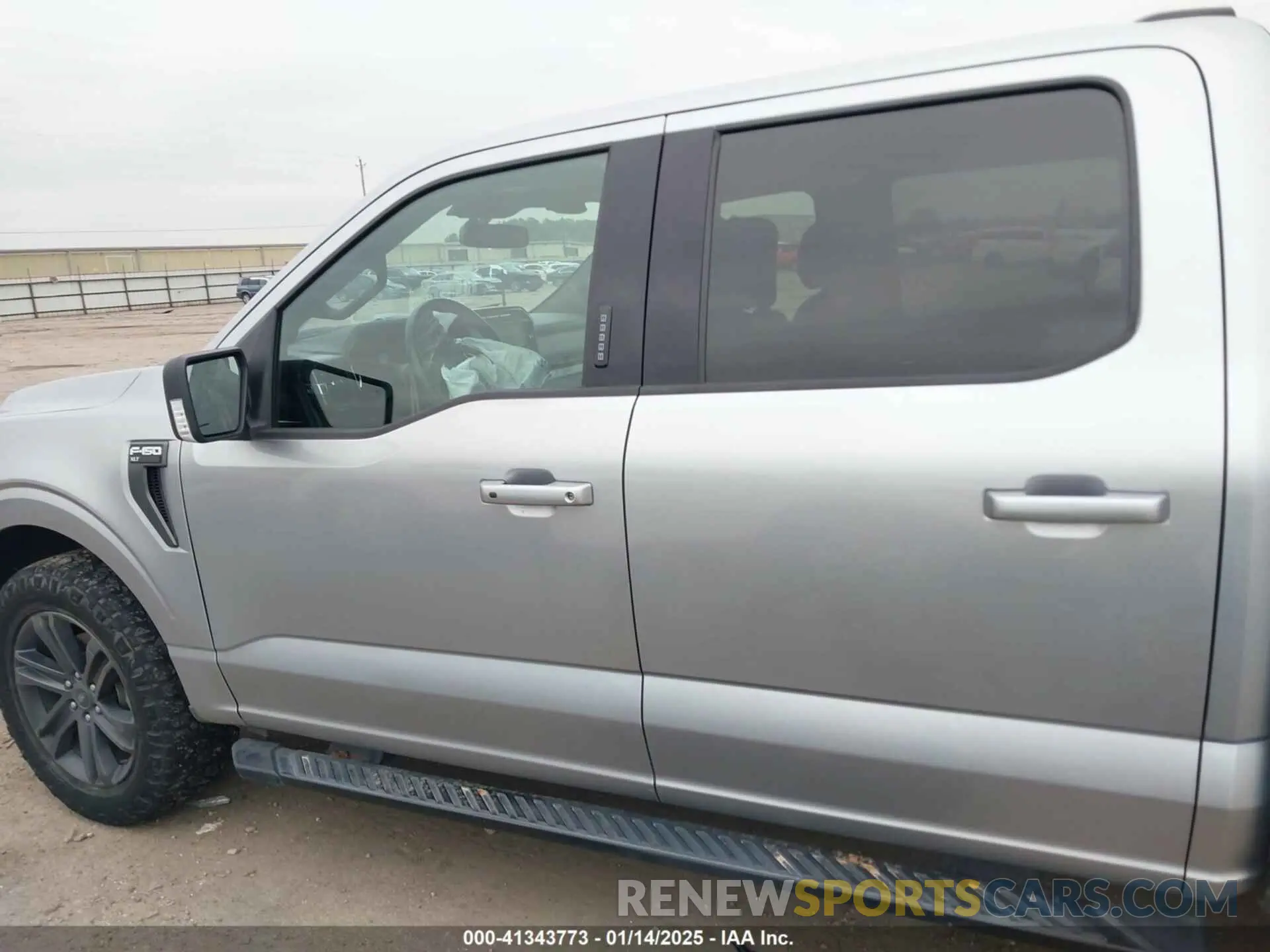14 Photograph of a damaged car 1FTEW1C85MFB53536 FORD F-150 2021