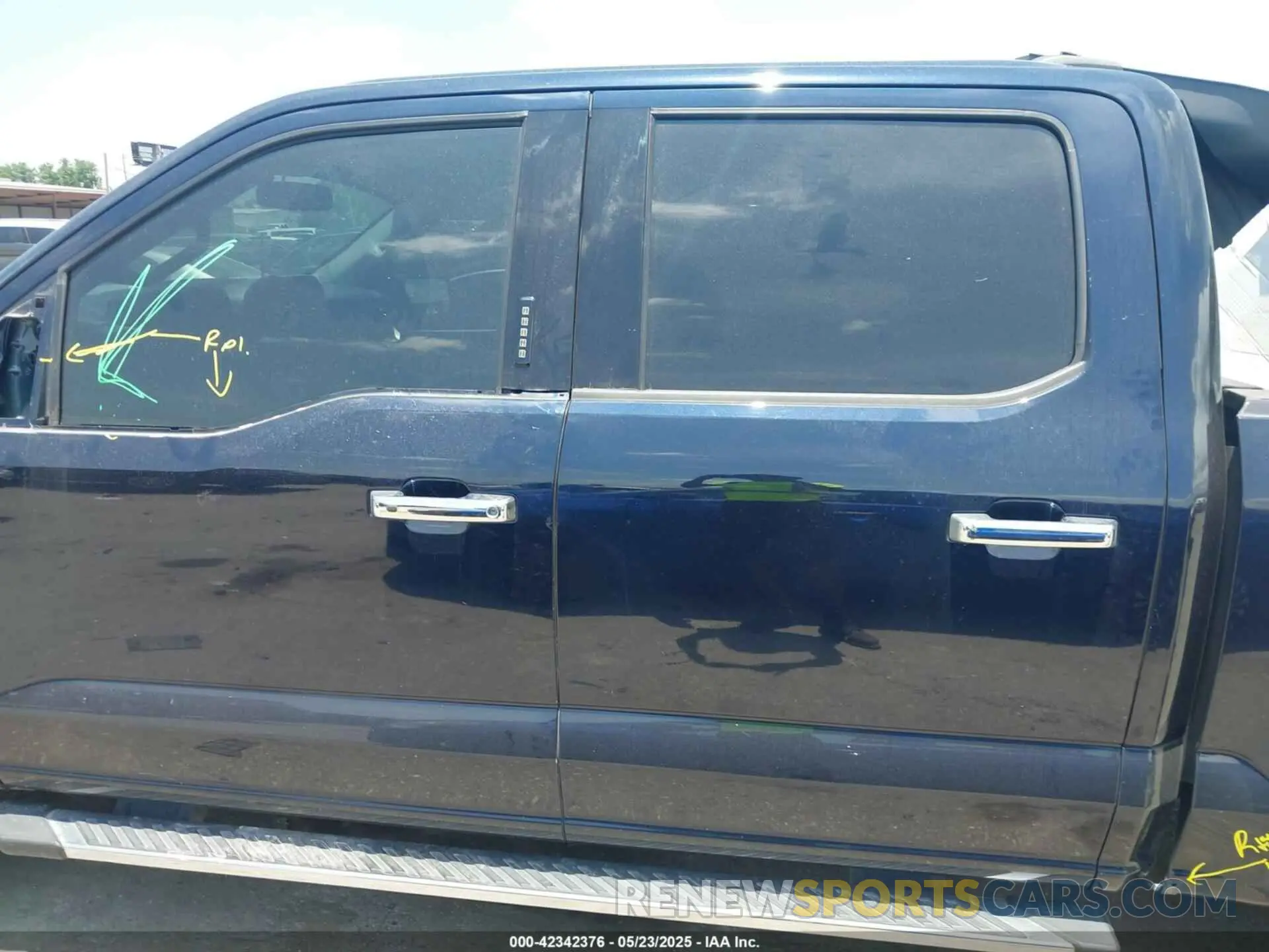 14 Photograph of a damaged car 1FTEW1CP2MKD90239 FORD F-150 2021