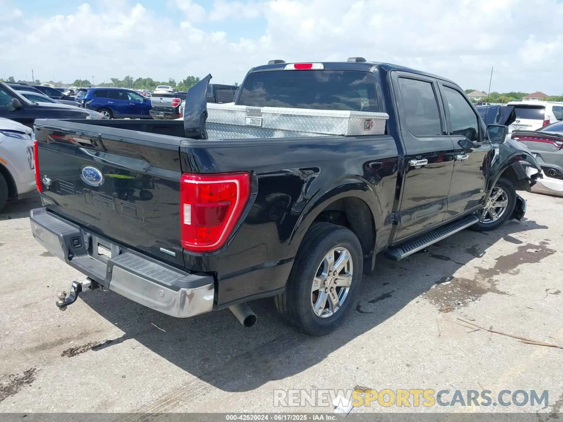 4 Photograph of a damaged car 1FTEW1CP4MFB61831 FORD F-150 2021