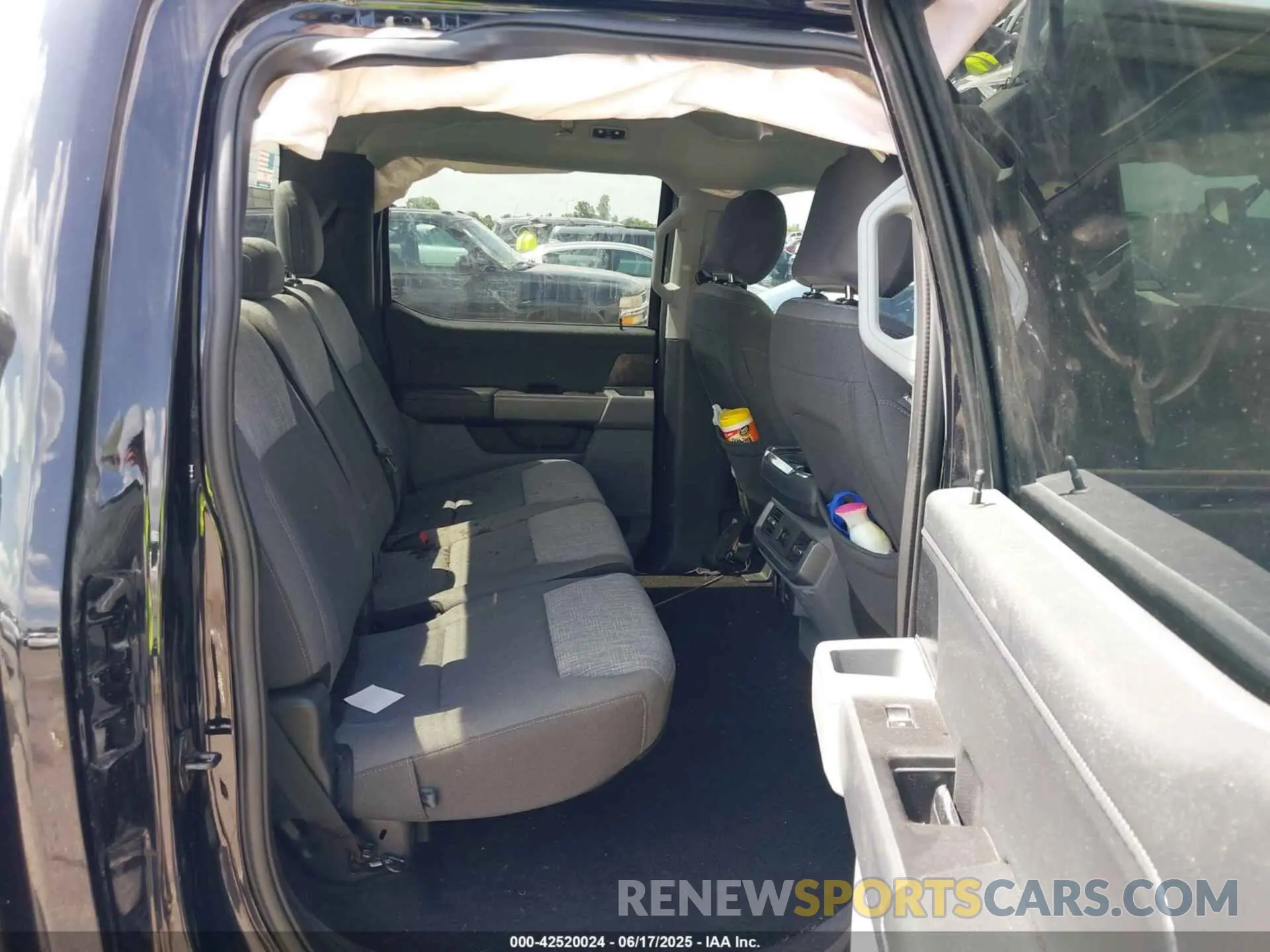 8 Photograph of a damaged car 1FTEW1CP4MFB61831 FORD F-150 2021