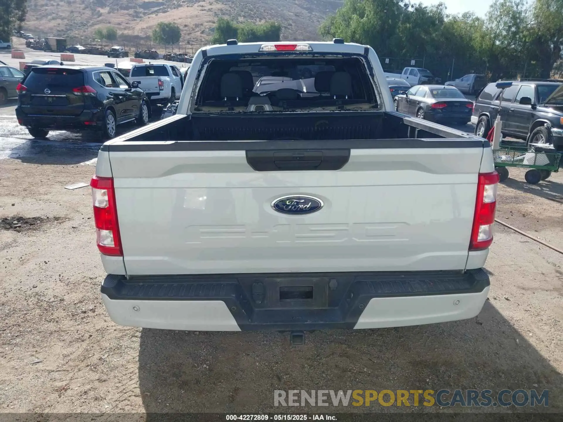 16 Photograph of a damaged car 1FTEW1CP5MKD48227 FORD F-150 2021